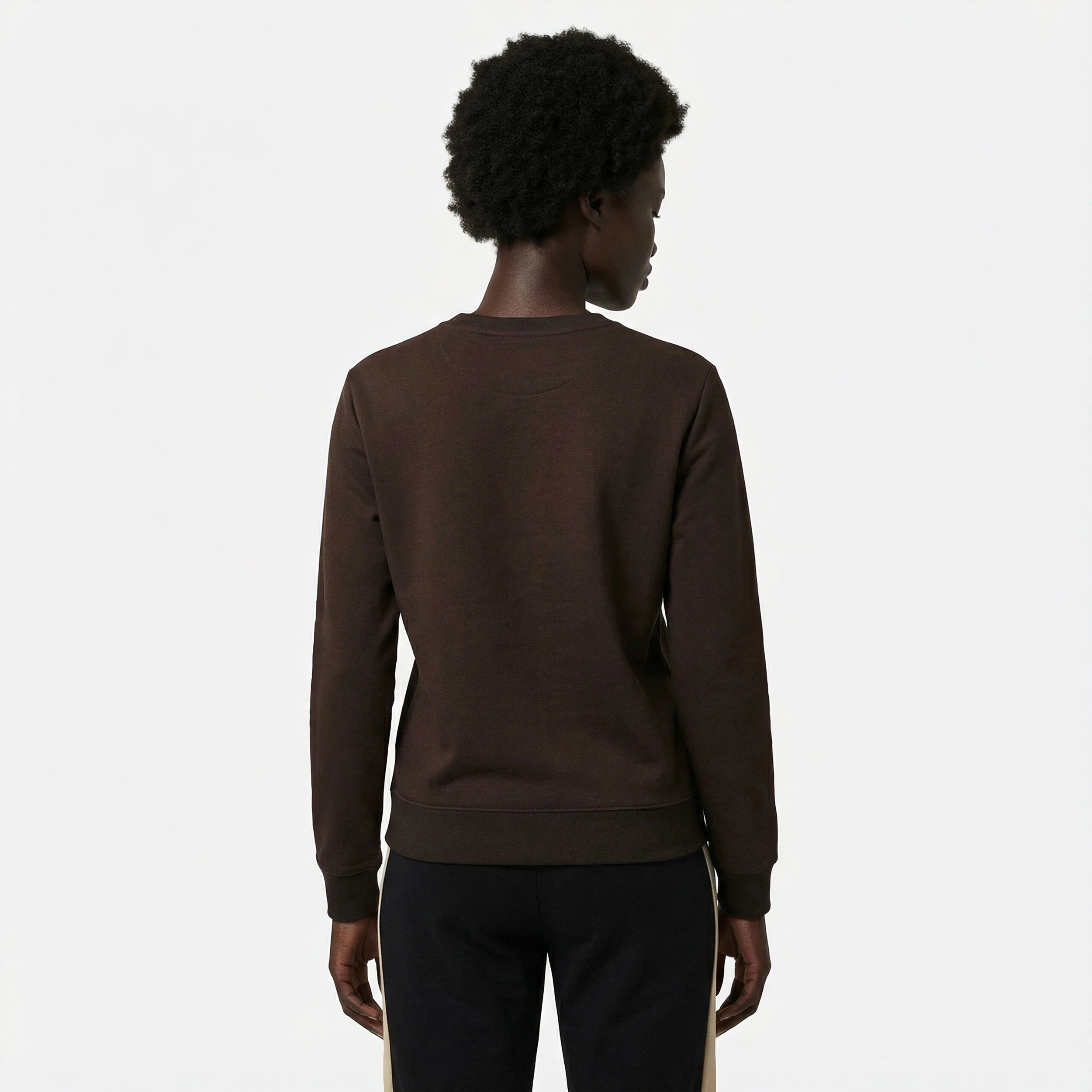 HéritageWomen's round neck sweatshirt                WOMEN'S SIZE GUIDE