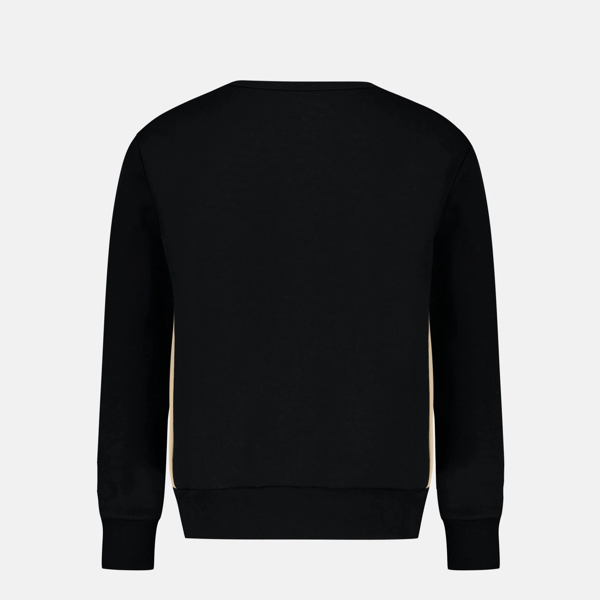 NOELWomen's round neck sweatshirt                WOMEN'S SIZE GUIDE