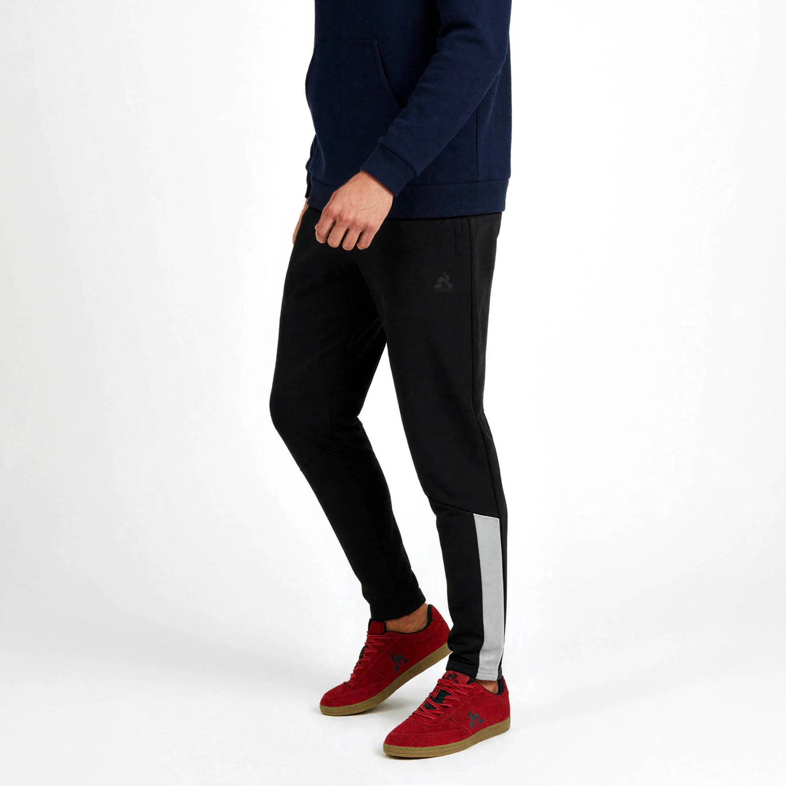 TrainingMen's Trousers                MEN'S SIZE GUIDE