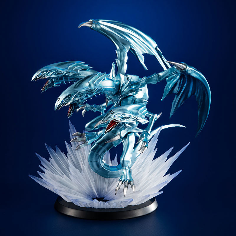 MONSTERS CHRONICLE Yu-Gi-Oh! Duel Monsters Blue-Eyes Ultimate Dragon Complete Figure