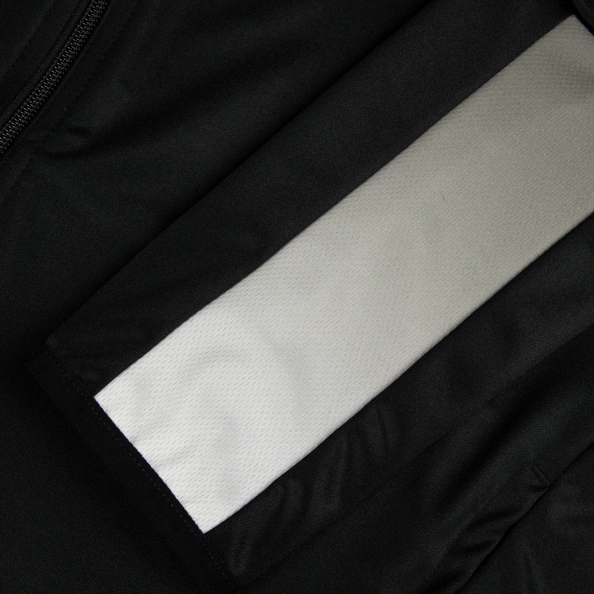 TrainingMen's hoodie                MEN'S SIZE GUIDE