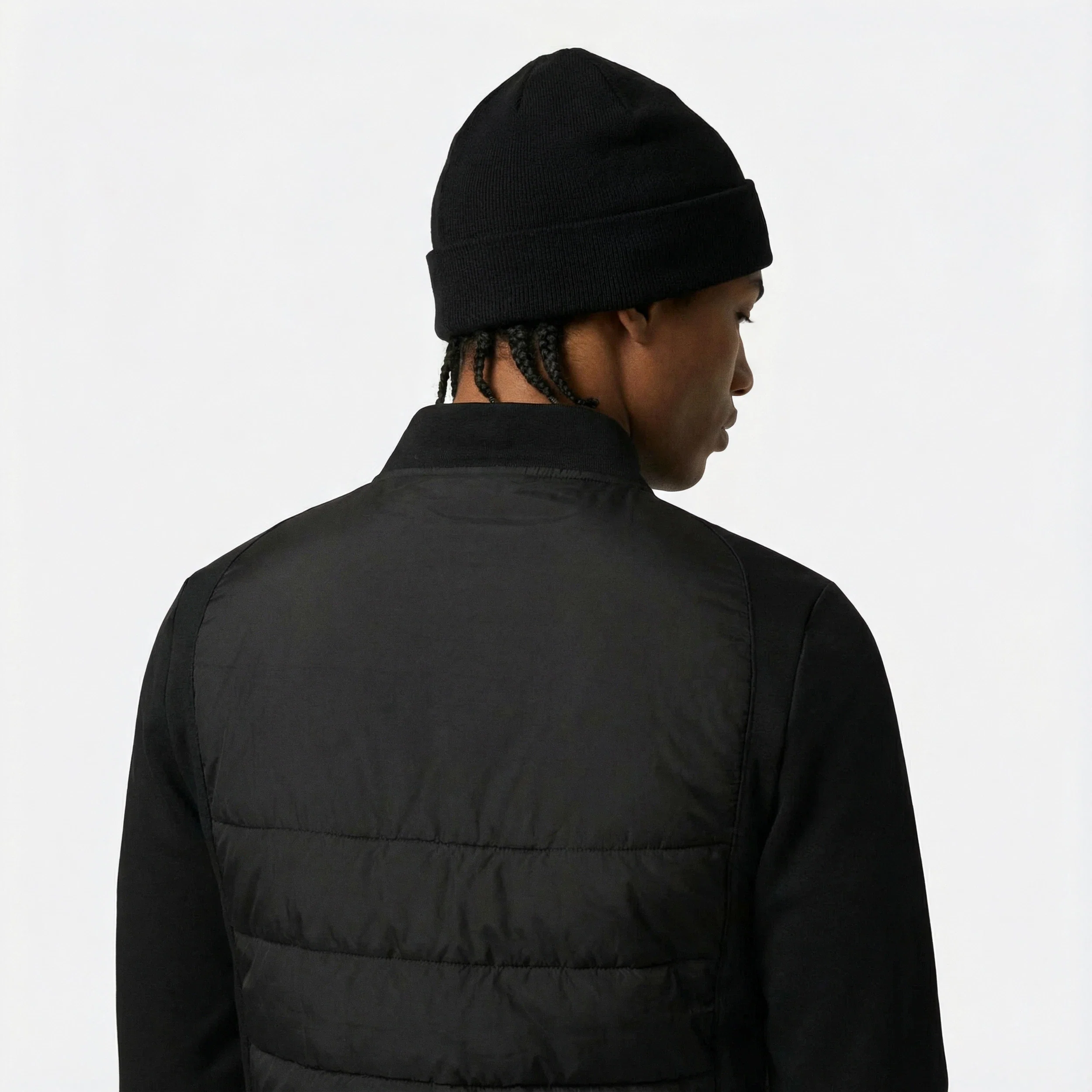 EssentielsMen's zipped sweatshirt                MEN'S SIZE GUIDE