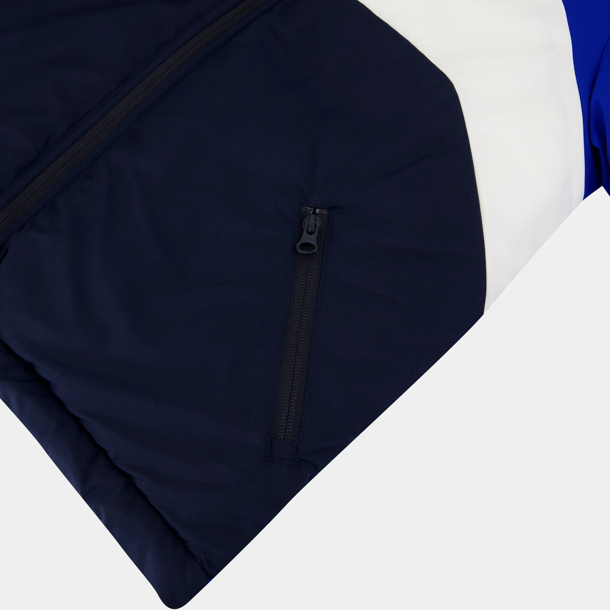 EssentielsChildren's Jacket                KIDS' SIZE GUIDE