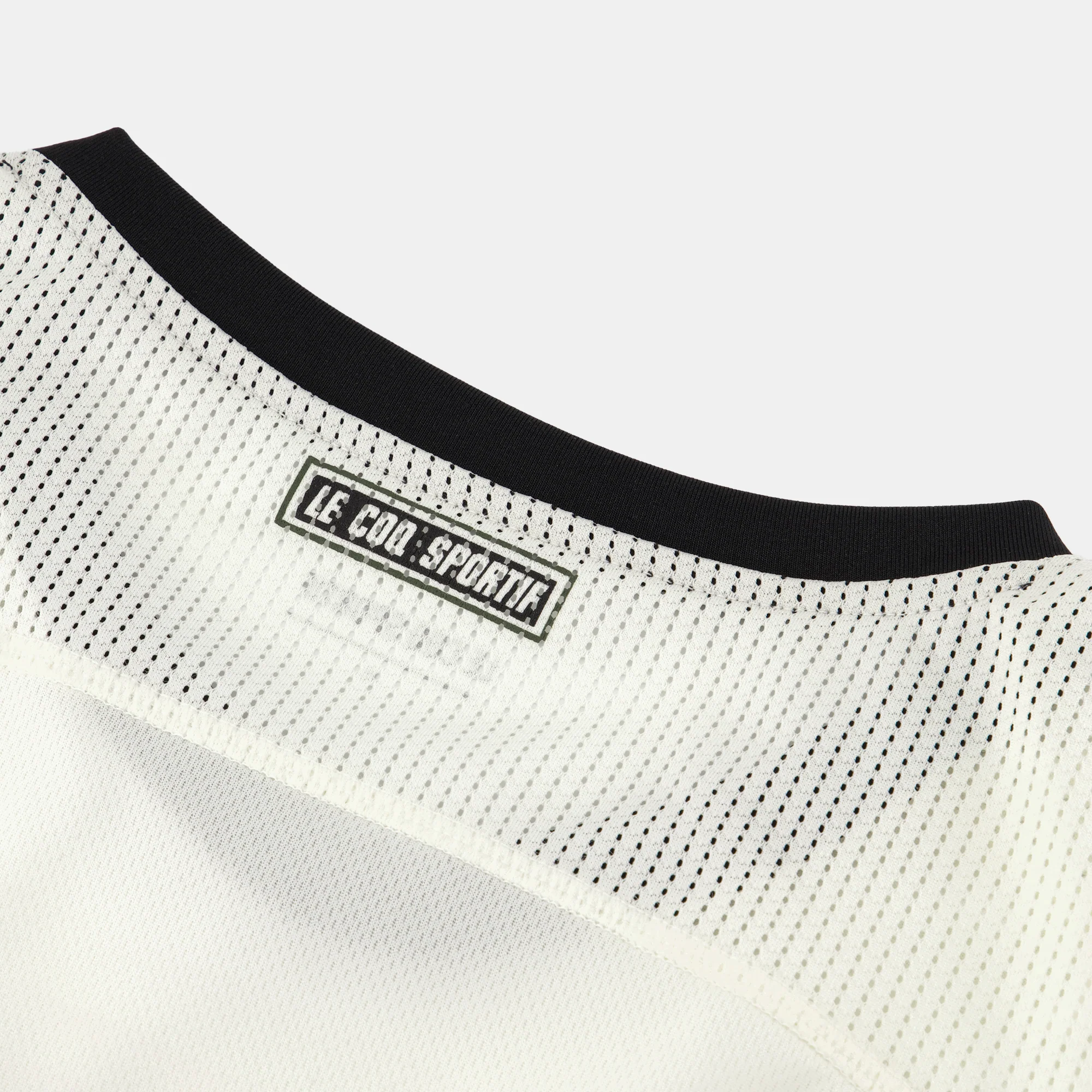 TrainingMen's T-shirt                MEN'S SIZE GUIDE