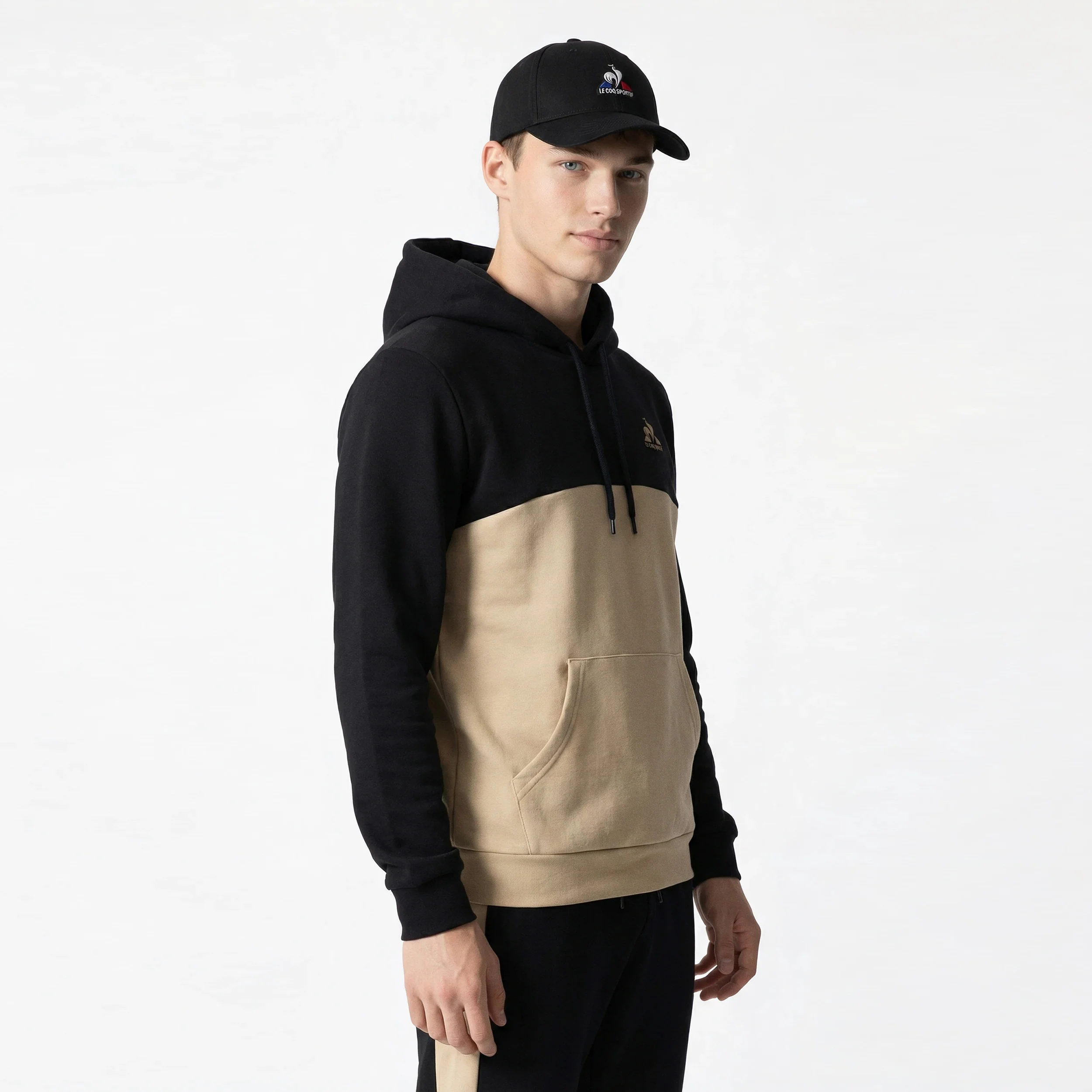 NOELMen's Hoodie                MEN'S SIZE GUIDE