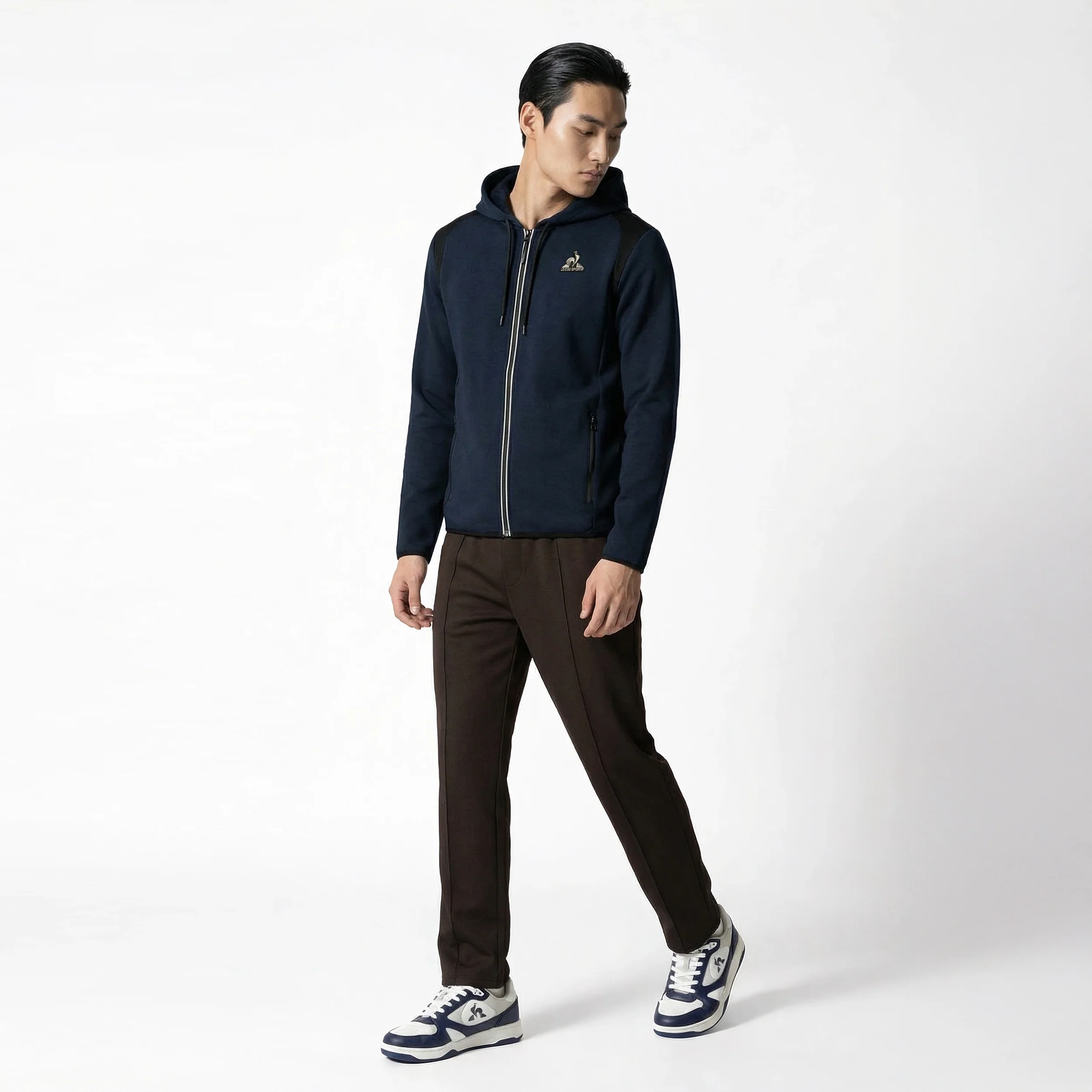 Coq d'ArgentMen's zipped hooded sweatshirt                MEN'S SIZE GUIDE