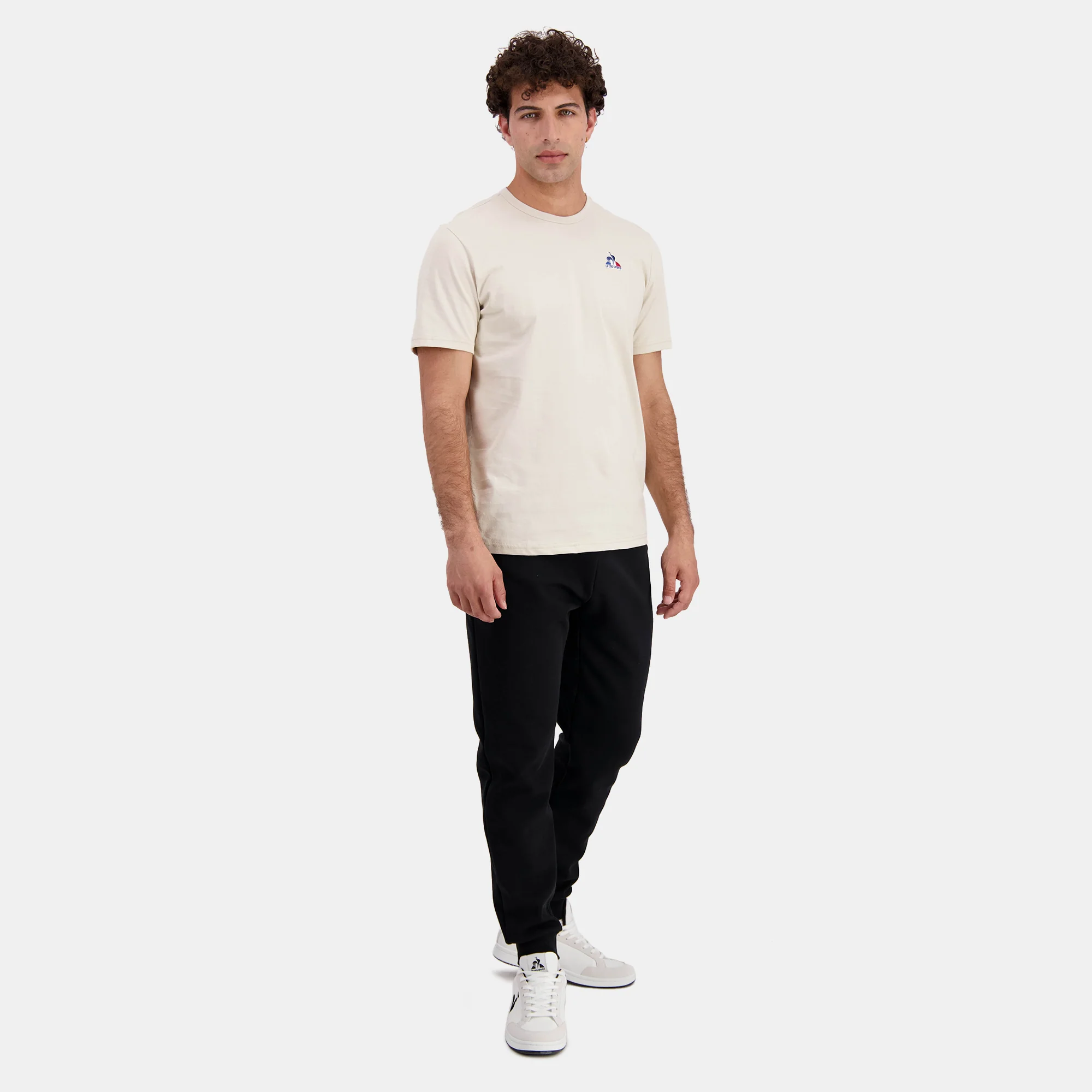 EssentielsMen's T-shirt                MEN'S SIZE GUIDE