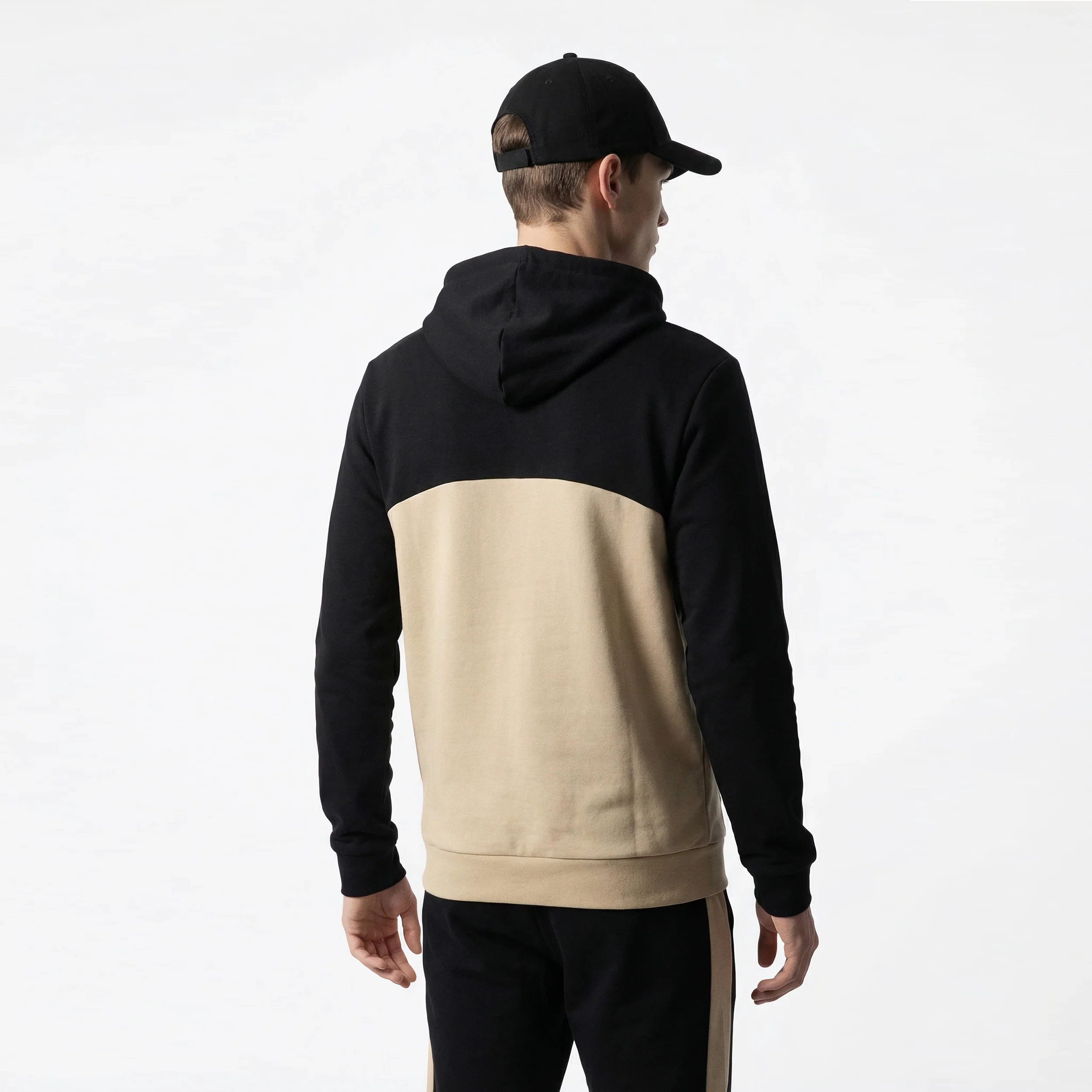 NOELMen's Hoodie                MEN'S SIZE GUIDE