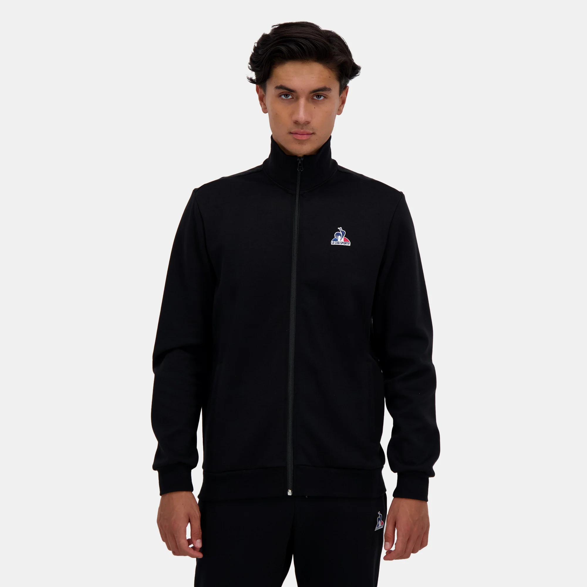 EssentielsMen's zipped sweatshirt                MEN'S SIZE GUIDE