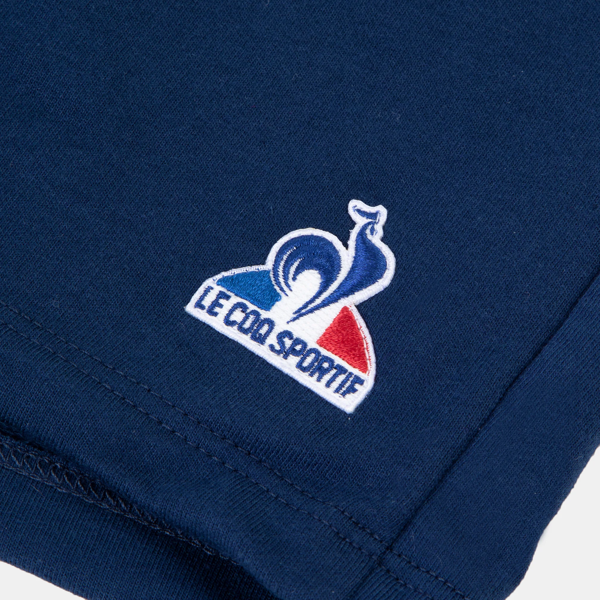 EssentielsWomen's Shorts                WOMEN'S SIZE GUIDE