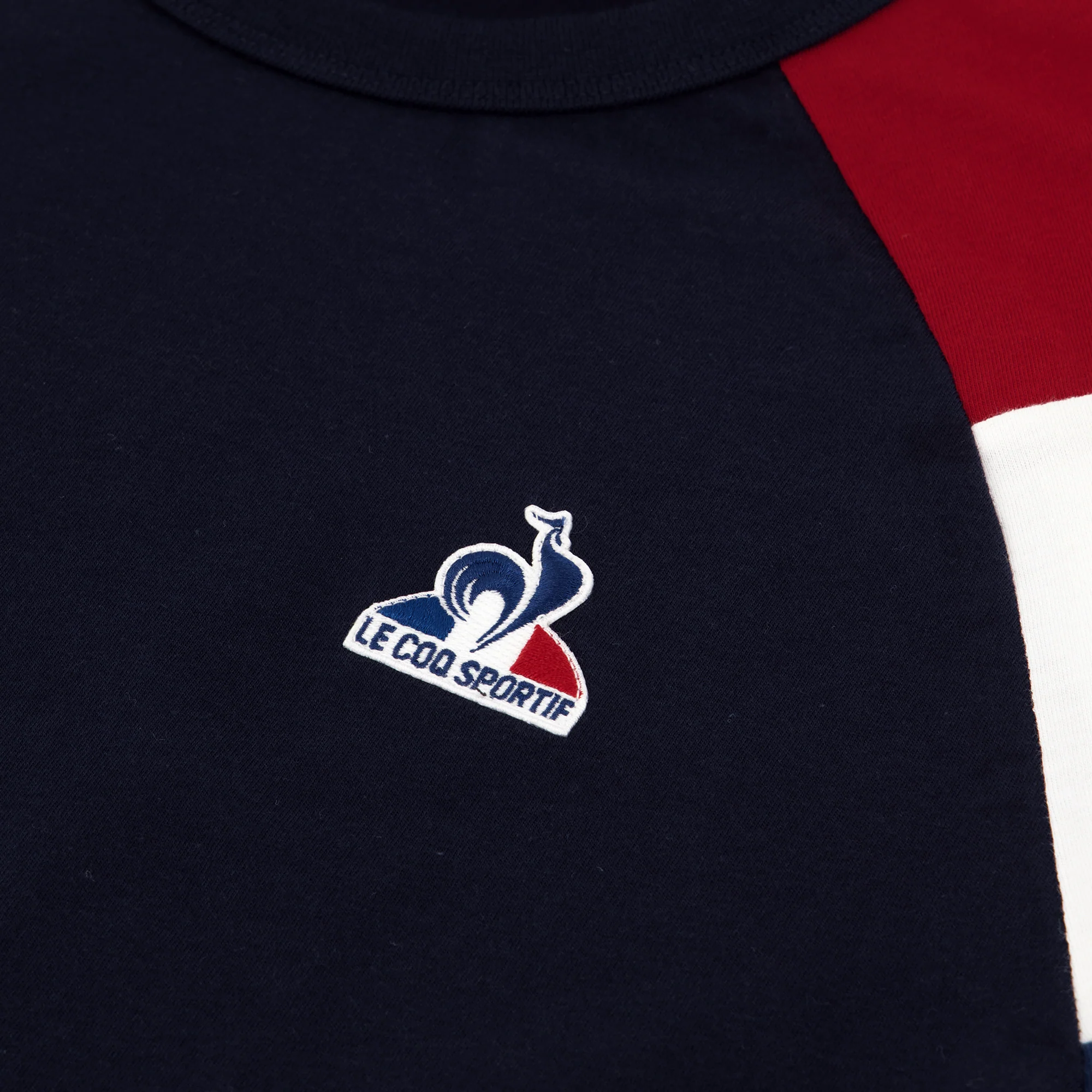 EssentielsMen's T-shirt                MEN'S SIZE GUIDE