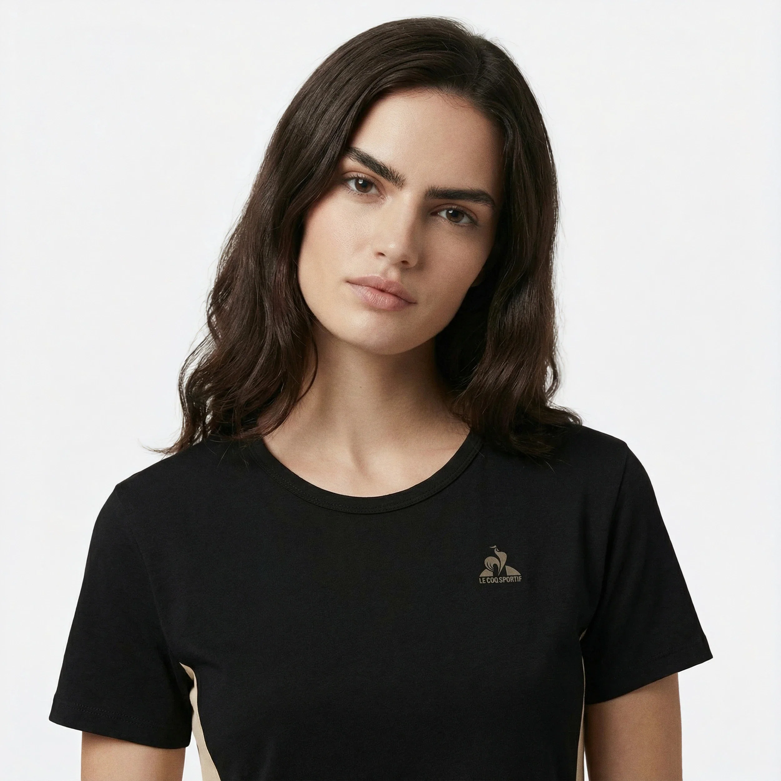NOELWomen's T-shirt                WOMEN'S SIZE GUIDE