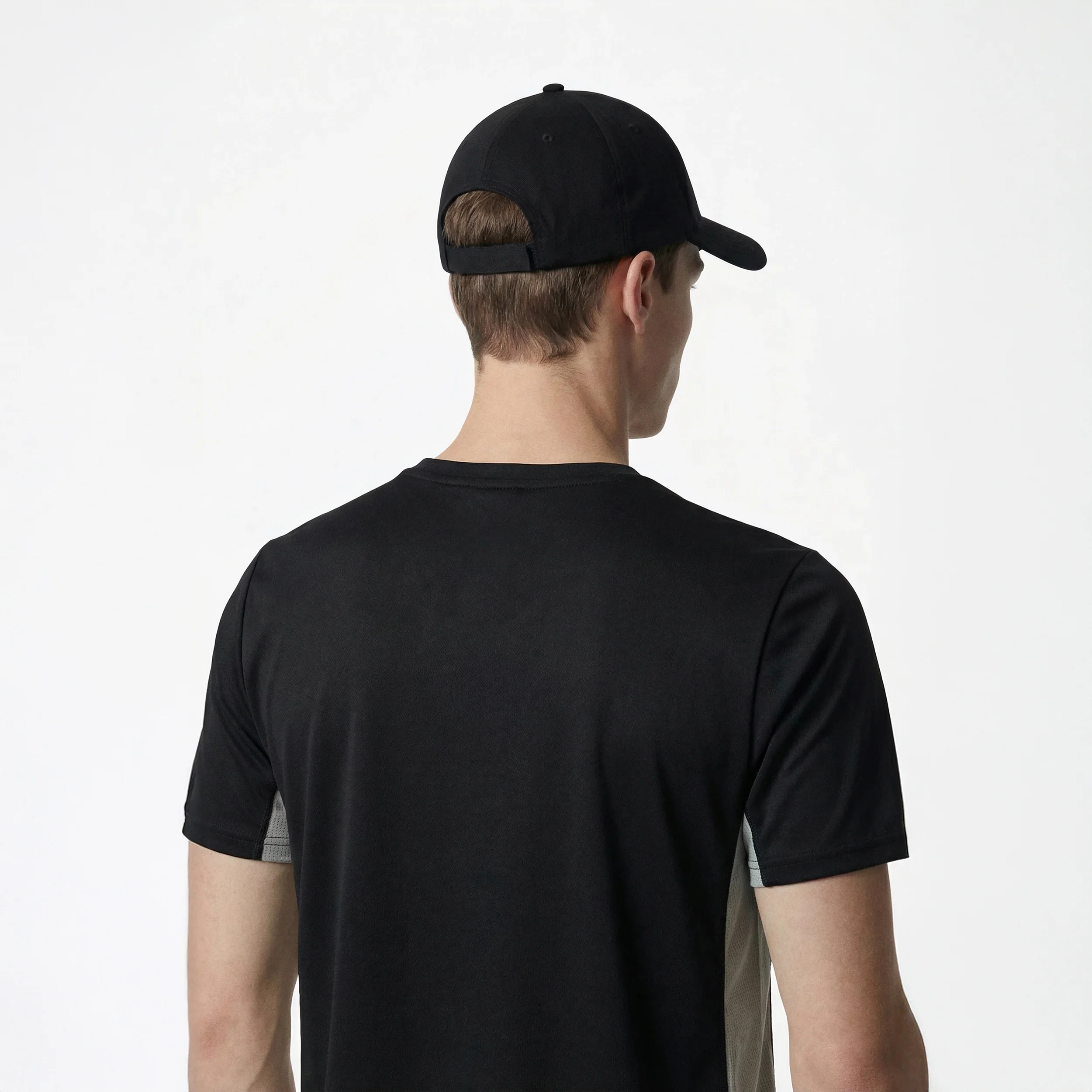 TrainingMen's T-shirt                MEN'S SIZE GUIDE
