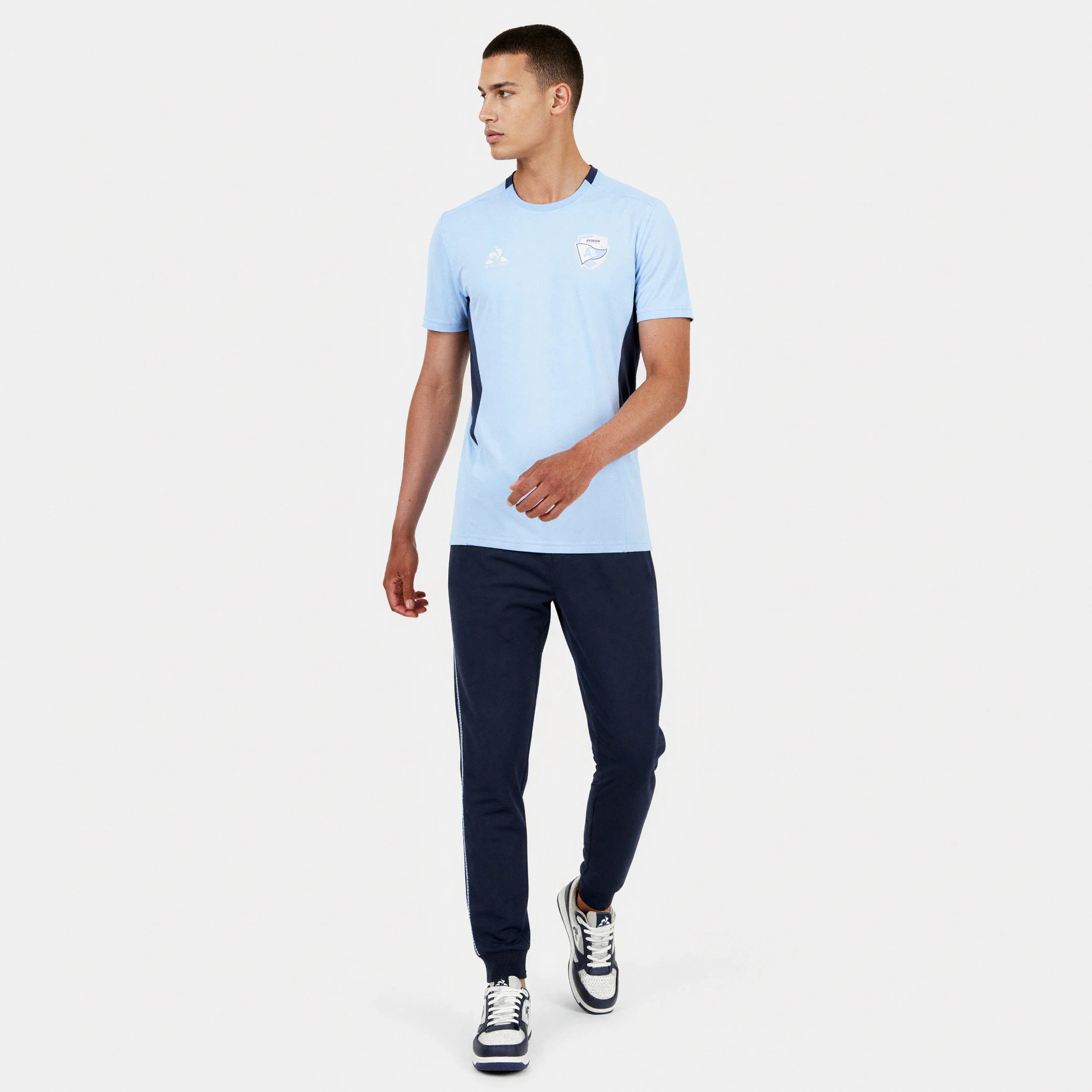 Aviron Bayonnais - tenue d'entrainementMen's T-shirt                MEN'S SIZE GUIDE