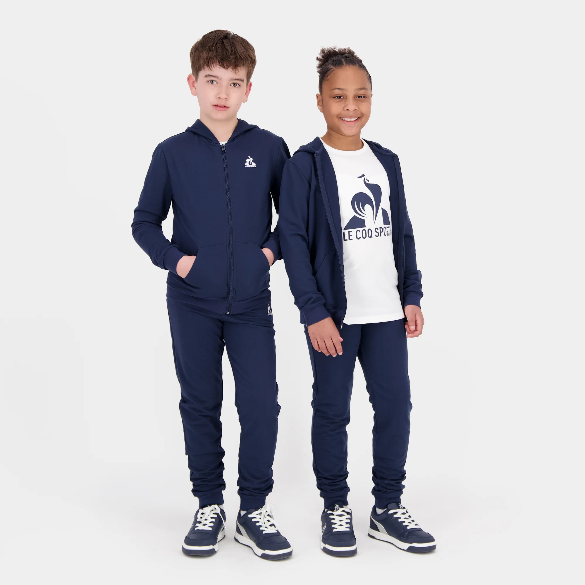 EssentielsChildren's zipped hooded sweatshirt                KIDS' SIZE GUIDE