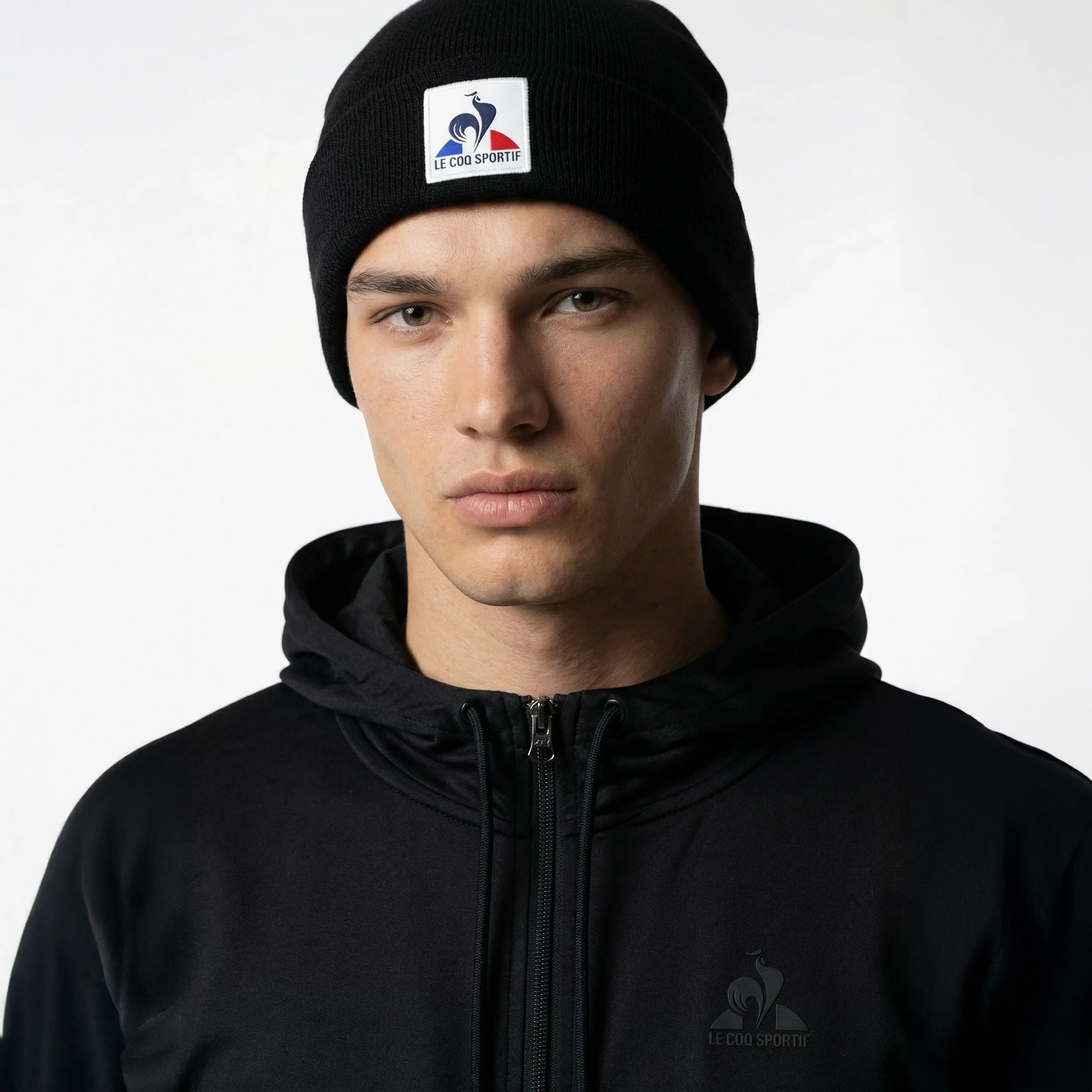 TrainingMen's hoodie                MEN'S SIZE GUIDE