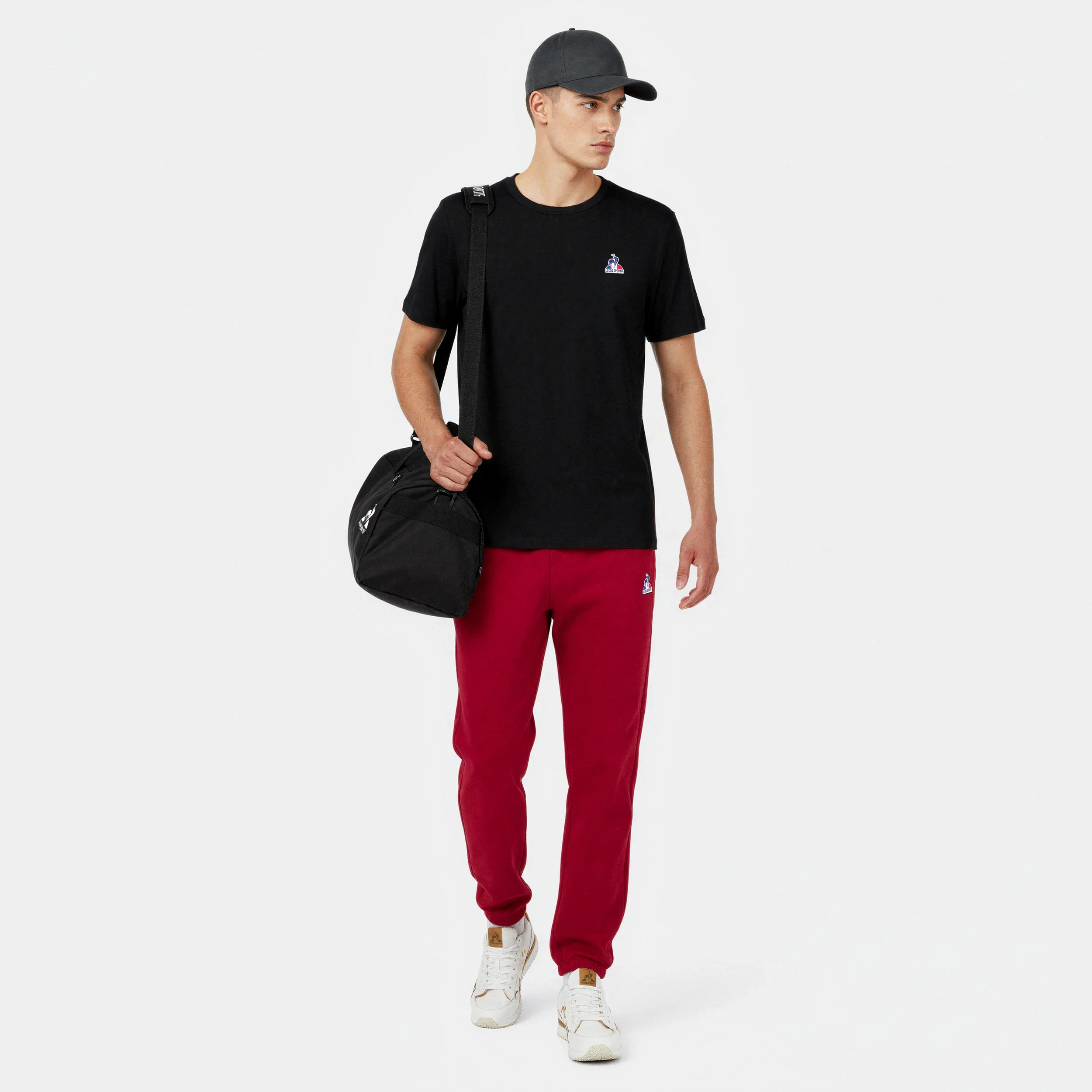 EssentielsMen's T-shirt                MEN'S SIZE GUIDE