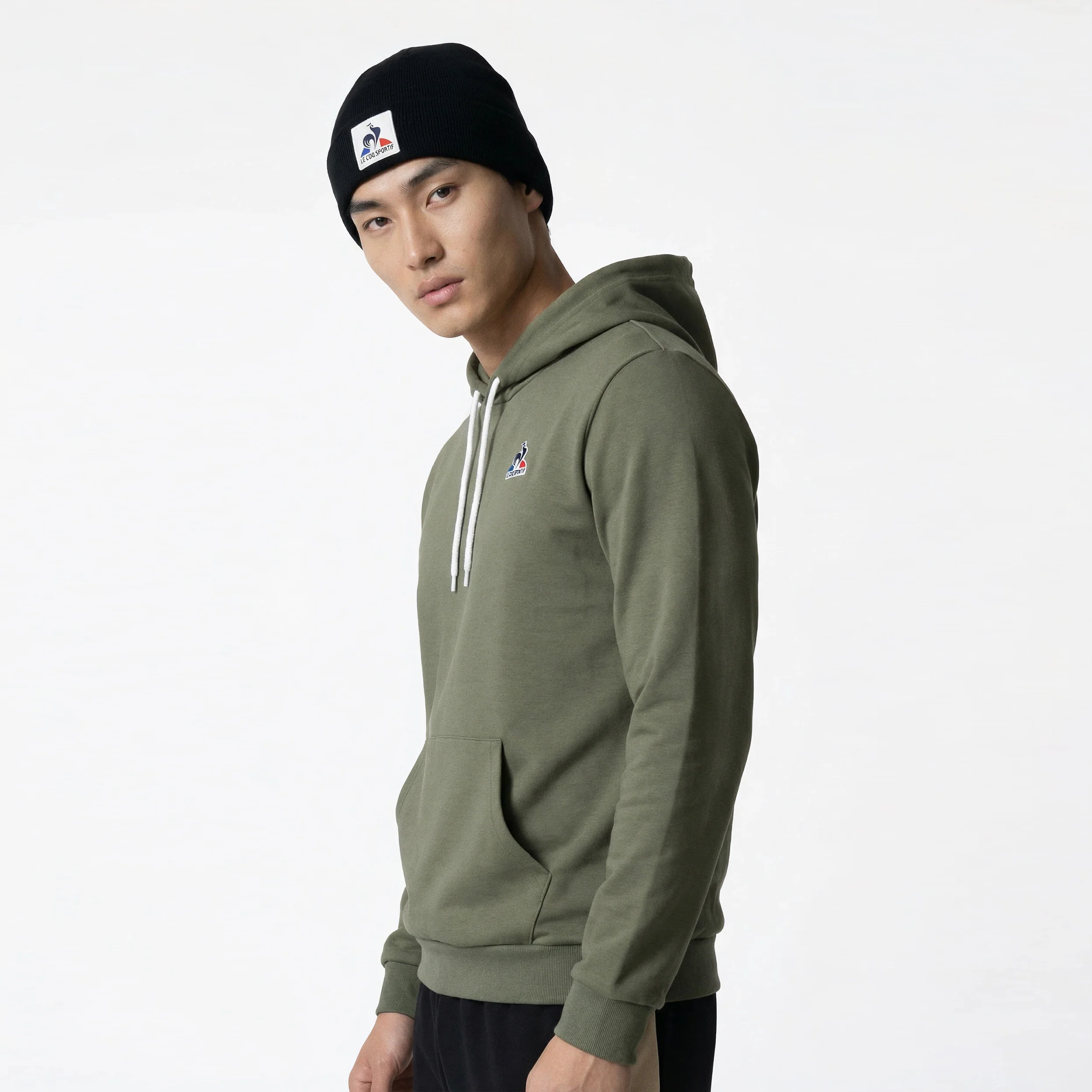 EssentielsMen's hoodie                MEN'S SIZE GUIDE