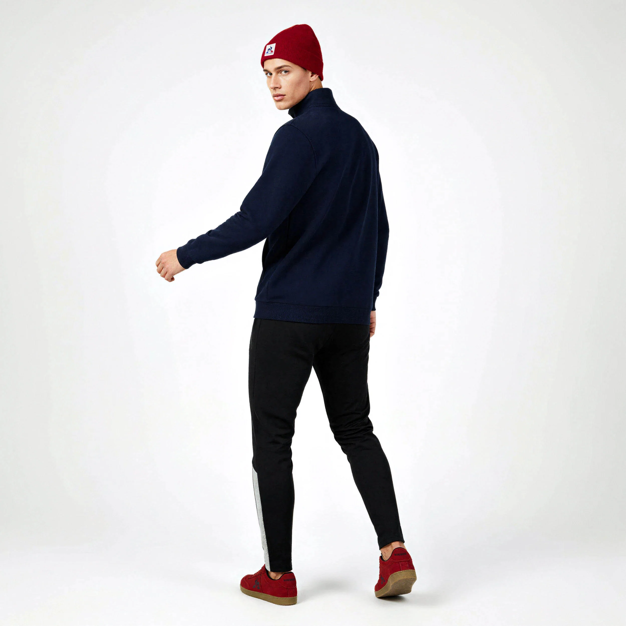 TrainingMen's Trousers                MEN'S SIZE GUIDE