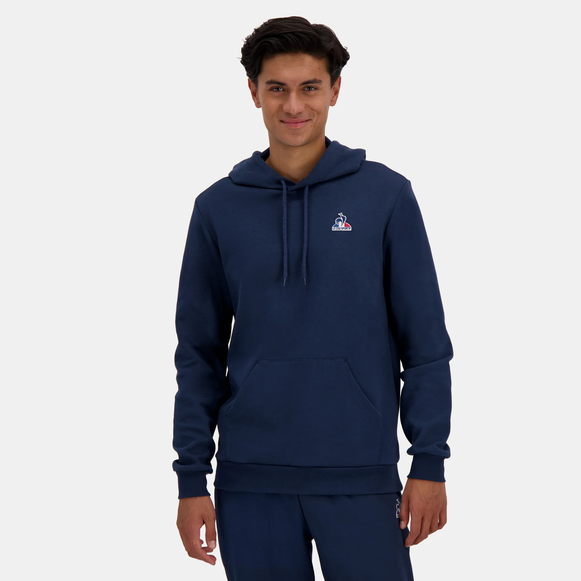 EssentielsMen's hoodie                MEN'S SIZE GUIDE