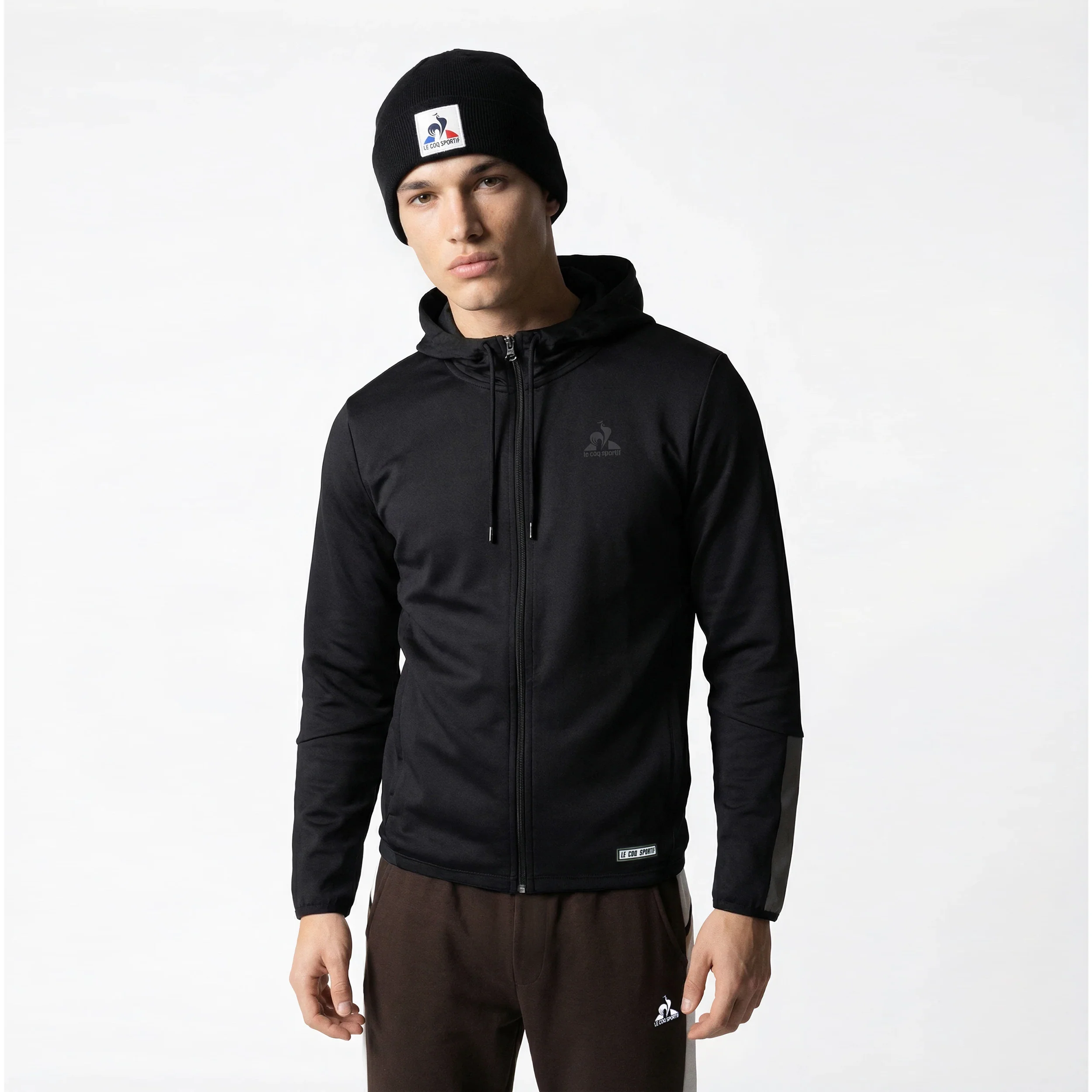 TrainingMen's hoodie                MEN'S SIZE GUIDE
