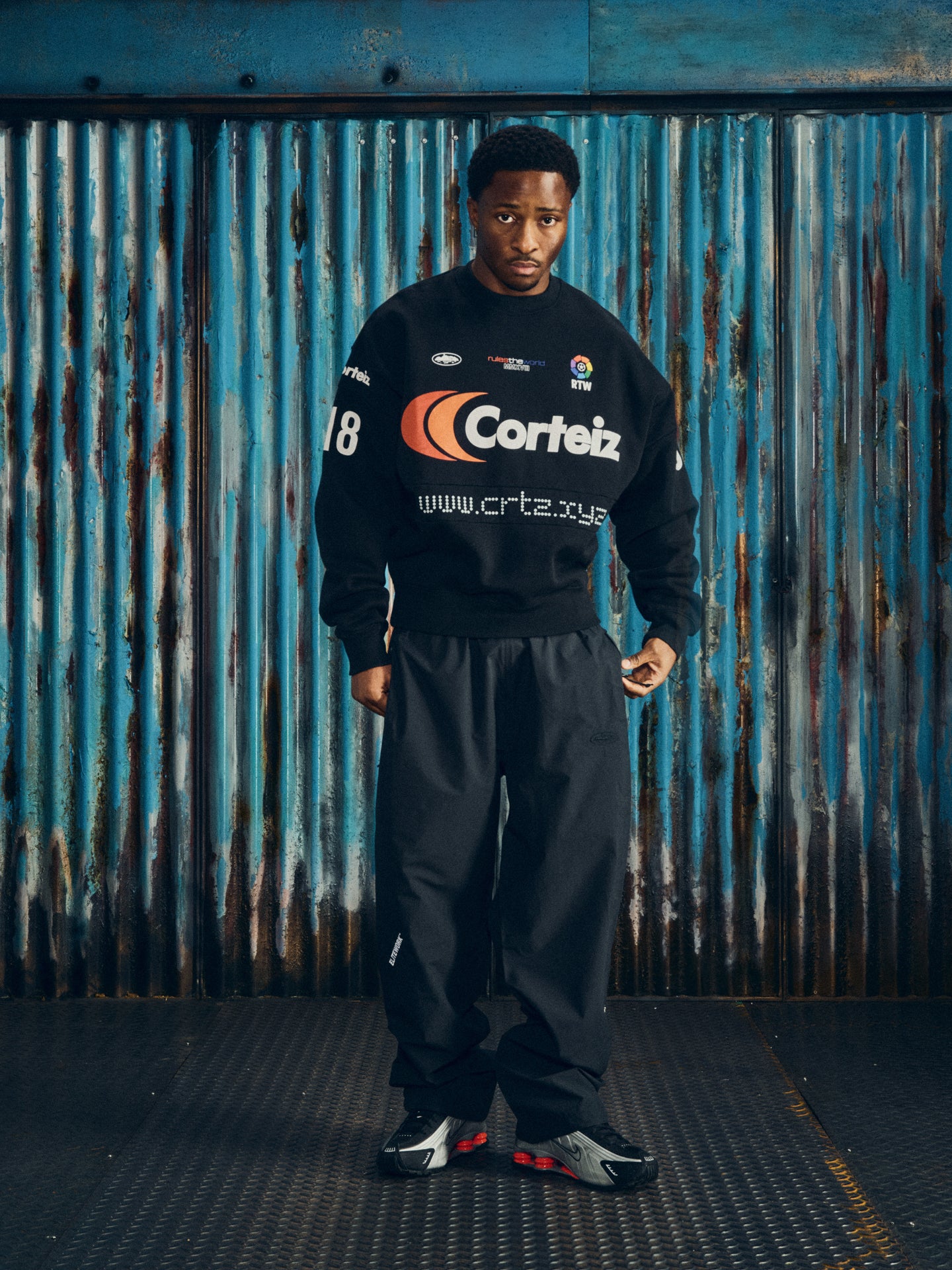 SPONSORS TRAINING CREWNECK [BLACK]