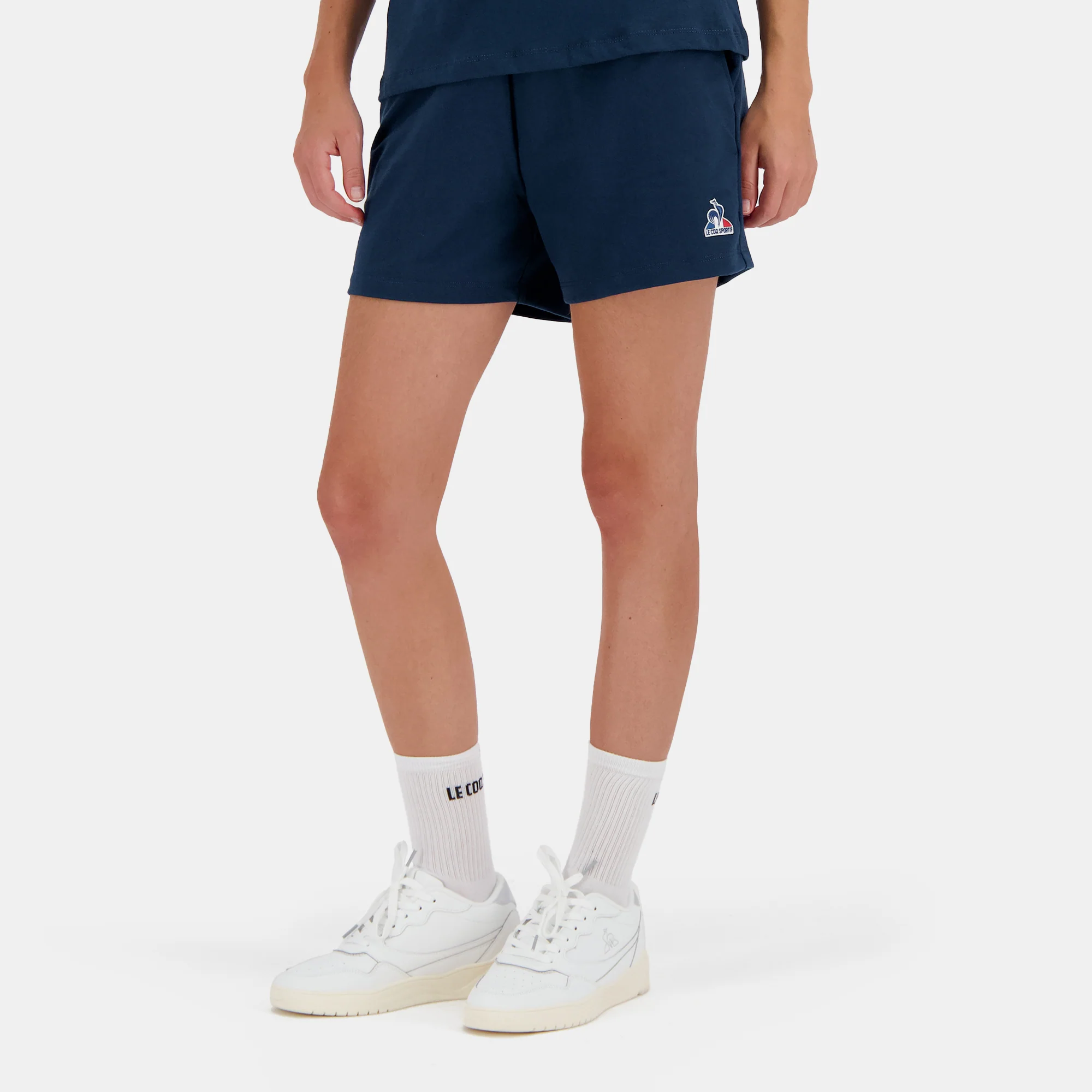 EssentielsWomen's Shorts                WOMEN'S SIZE GUIDE