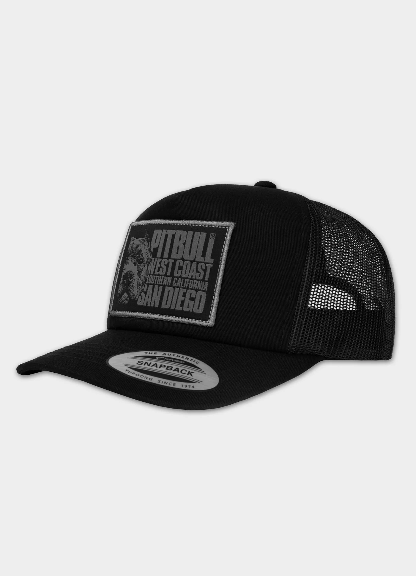 Czapka Snapback Trucker BLOOD DOG