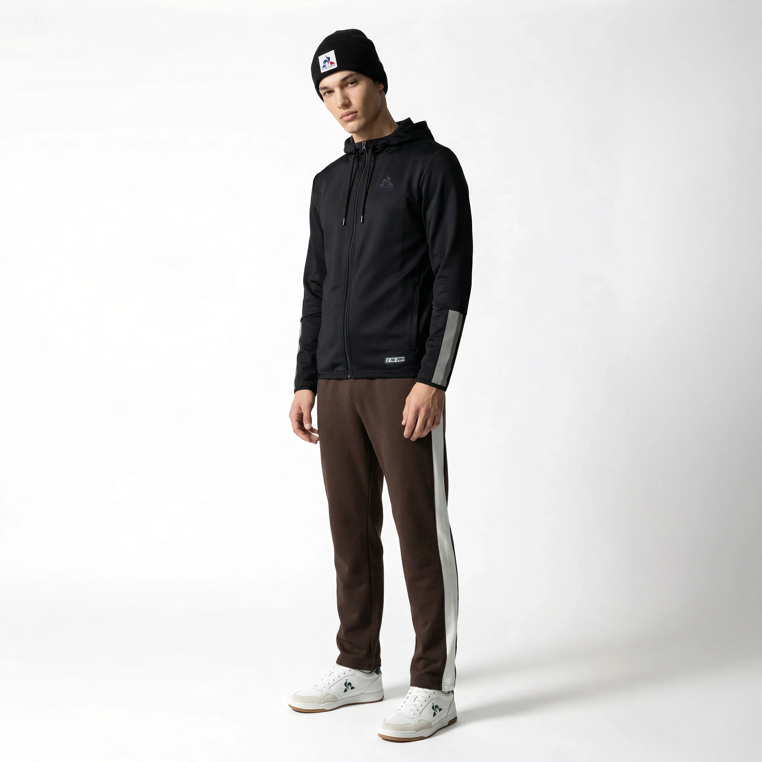 TrainingMen's hoodie                MEN'S SIZE GUIDE