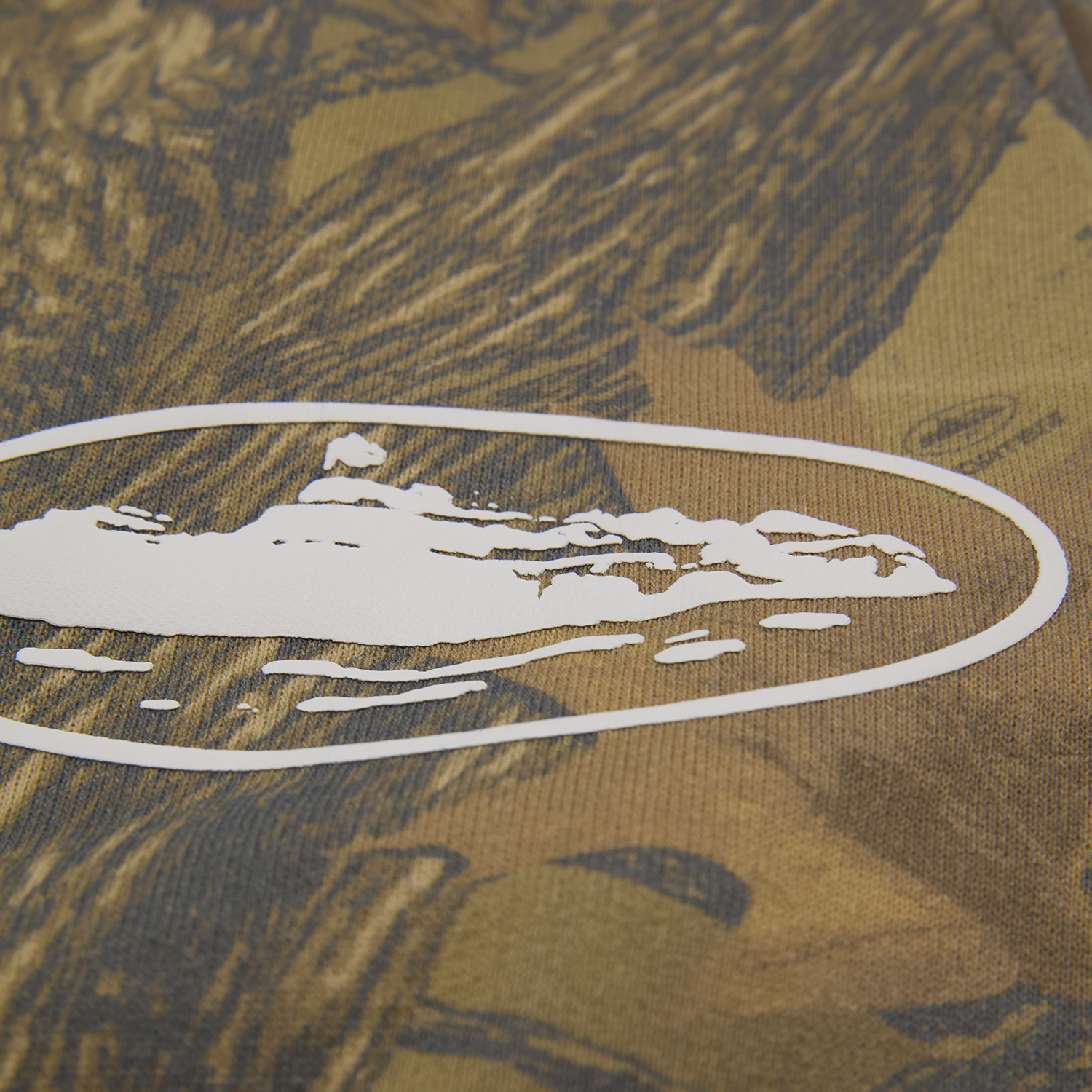 ISLAND PUFF PRINT SWEATSHORT [OFF WHITE]