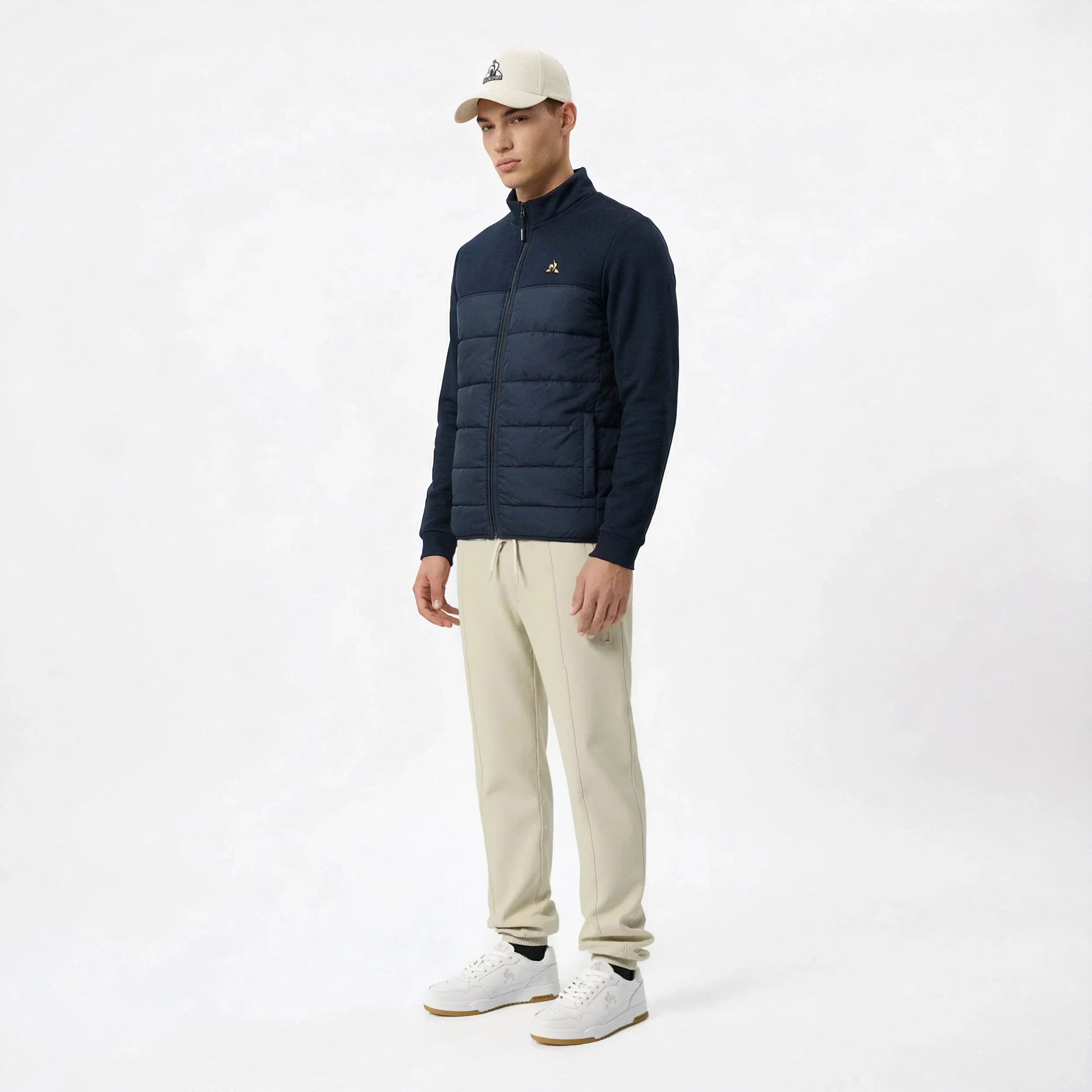 Coq d'OrMen's zip-up sweatshirt                MEN'S SIZE GUIDE