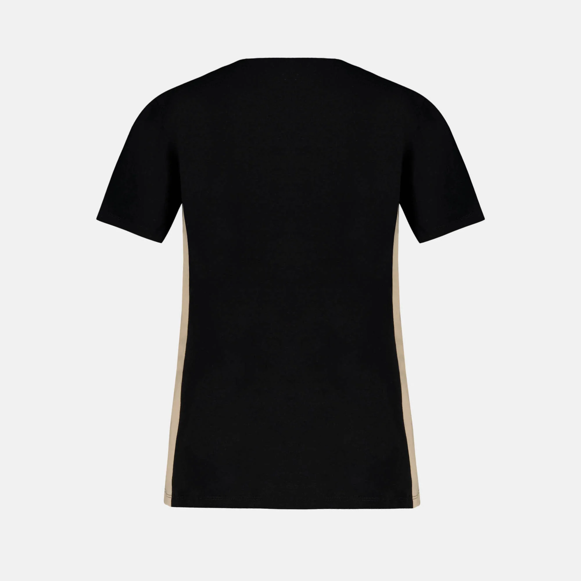 NOELWomen's T-shirt                WOMEN'S SIZE GUIDE