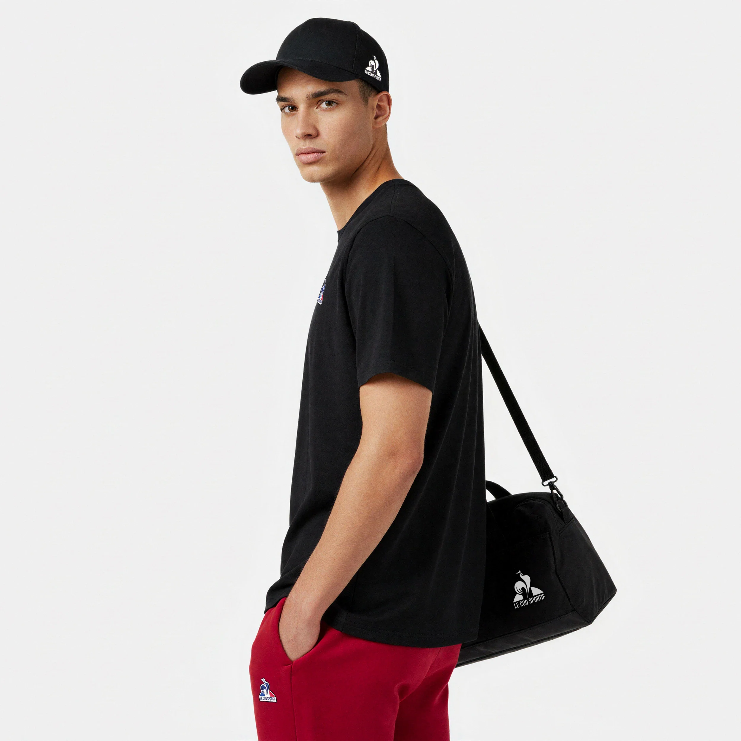 EssentielsMen's T-shirt                MEN'S SIZE GUIDE