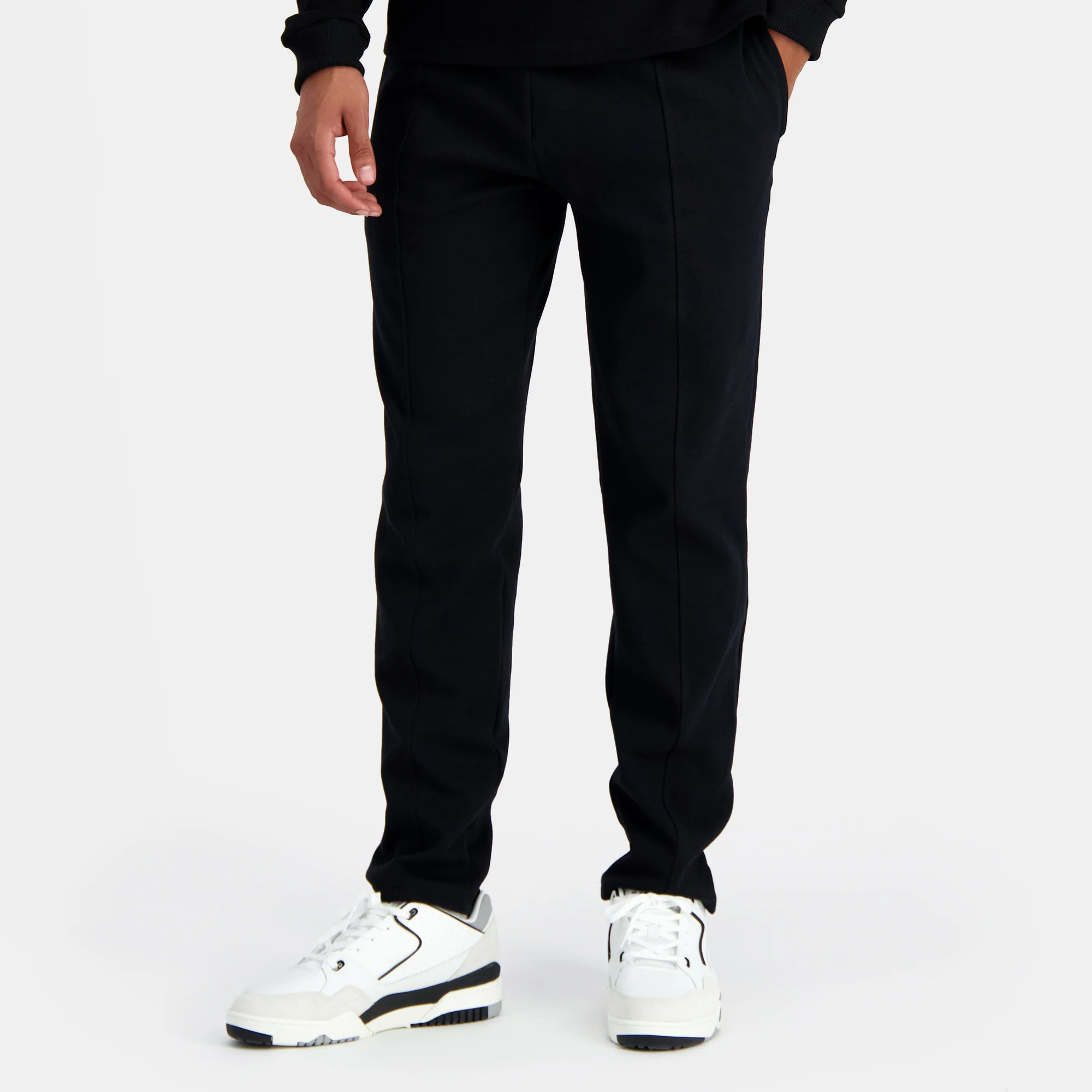 Ton sur tonTrousers coupe droite for men                MEN'S SIZE GUIDE