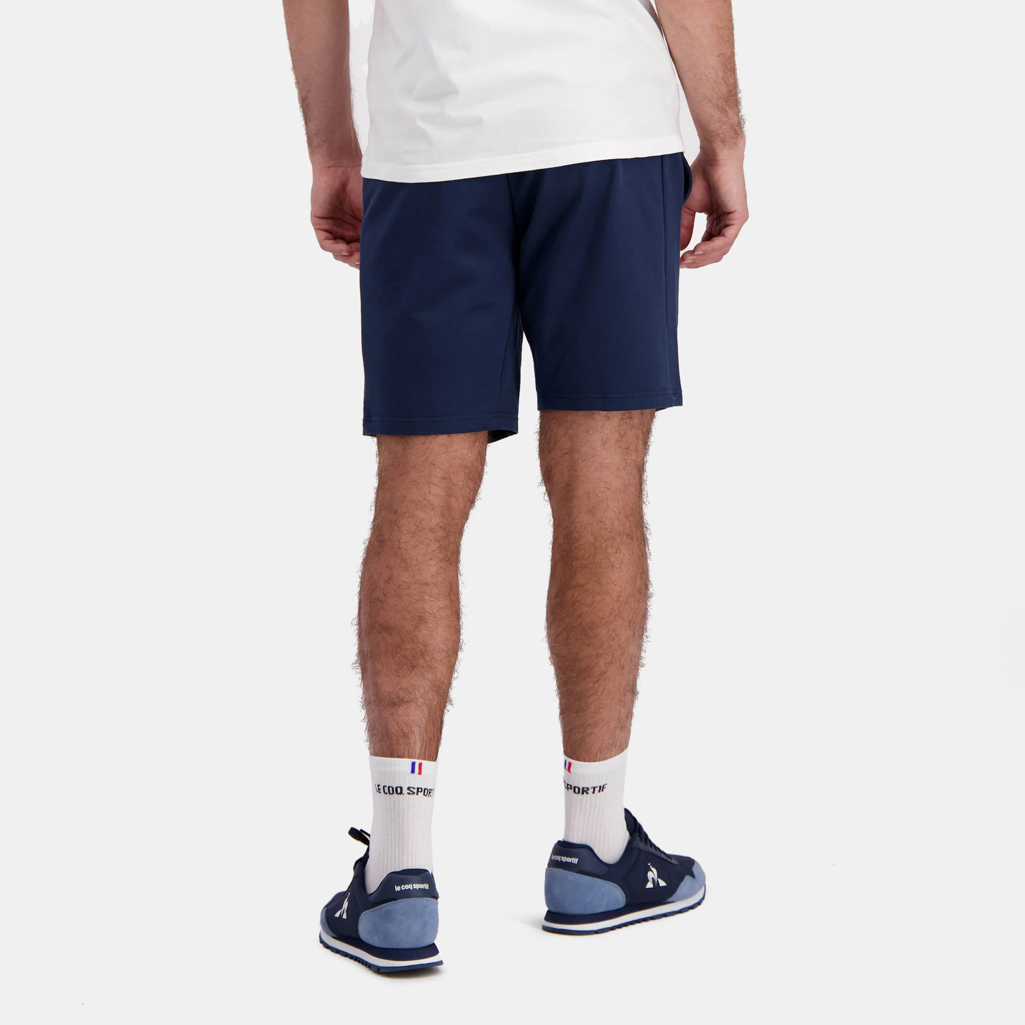 EssentielsMen's Shorts                MEN'S SIZE GUIDE
