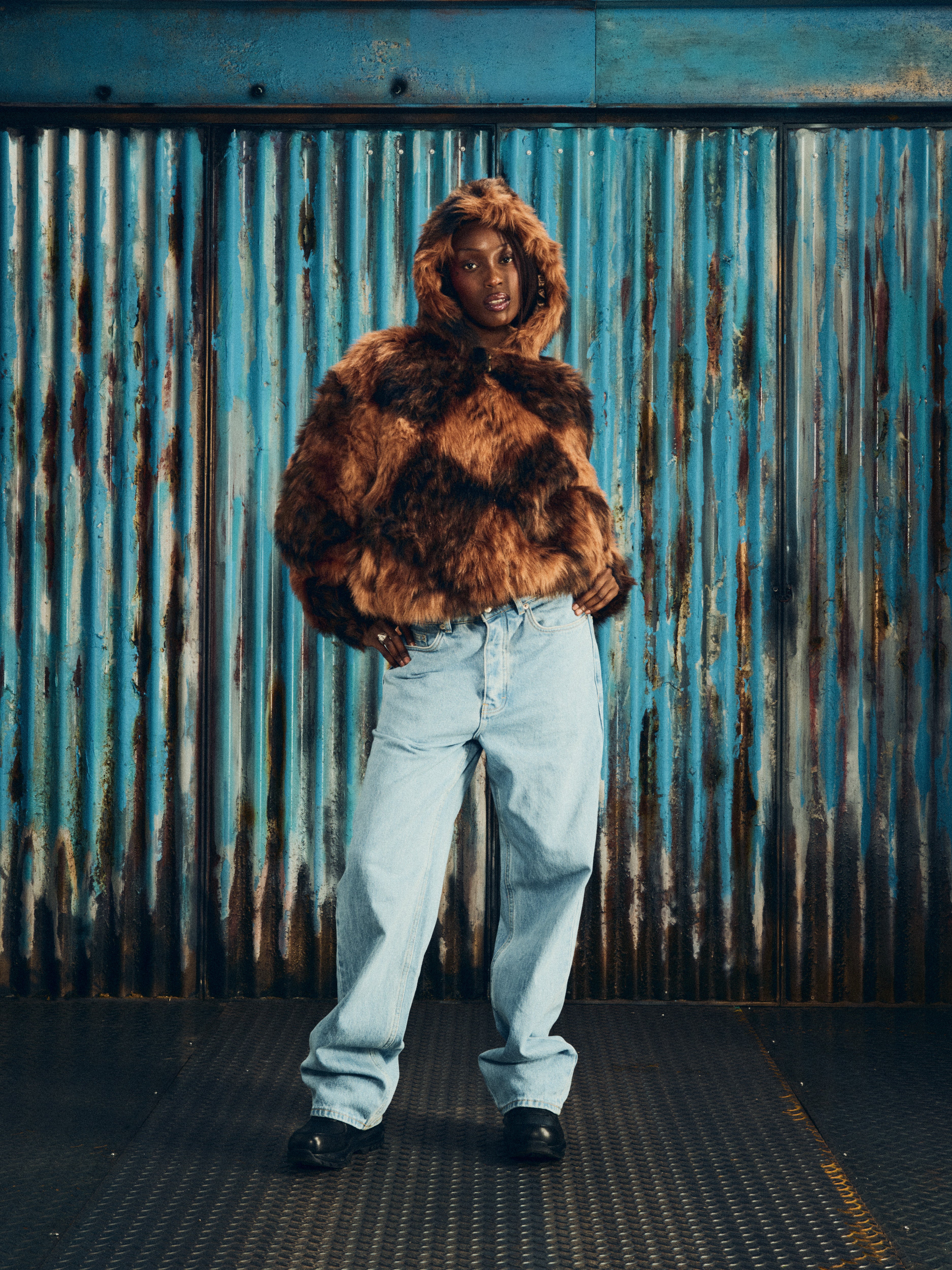 DIAMOND HOODED FUR JACKET [BROWN]