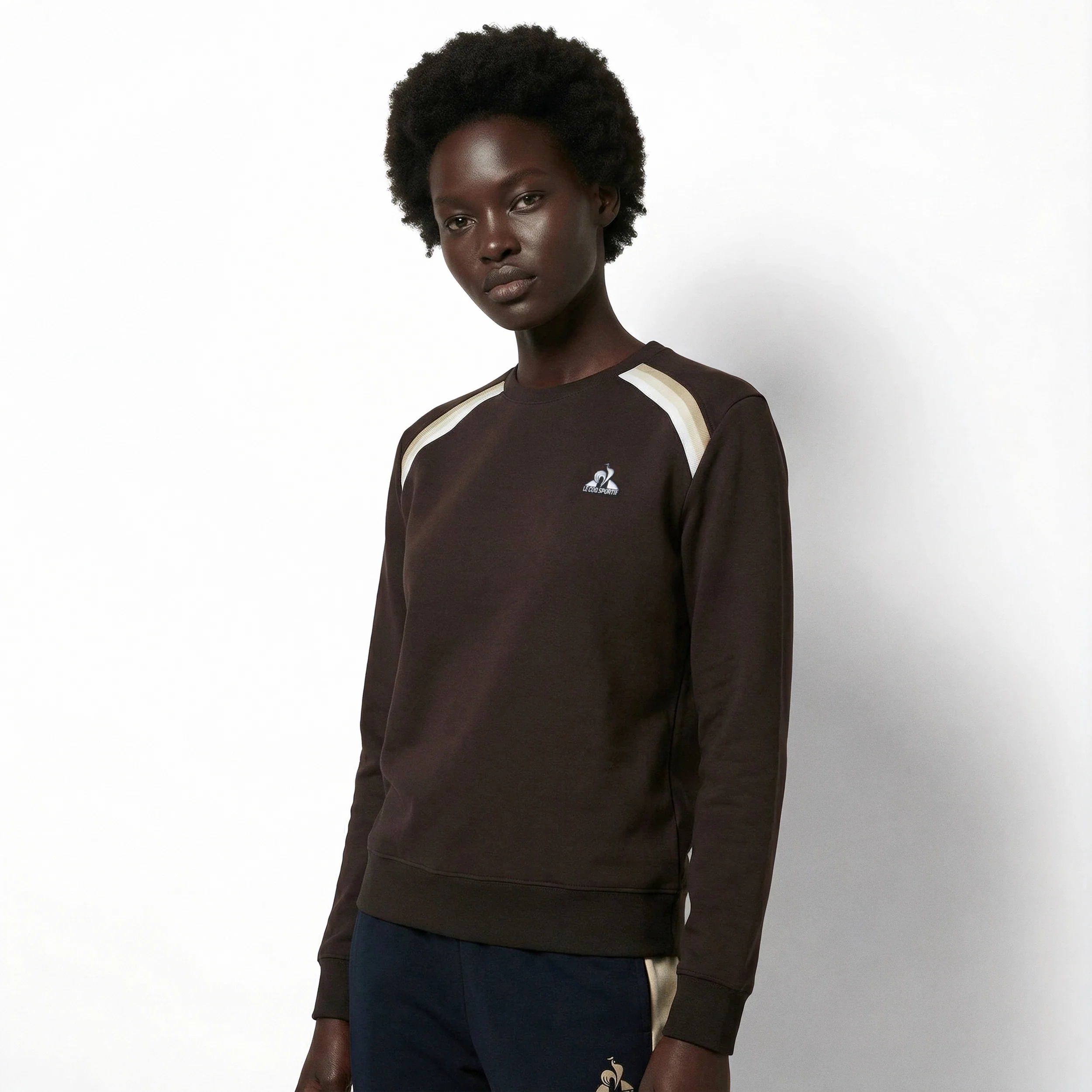 HéritageWomen's round neck sweatshirt                WOMEN'S SIZE GUIDE