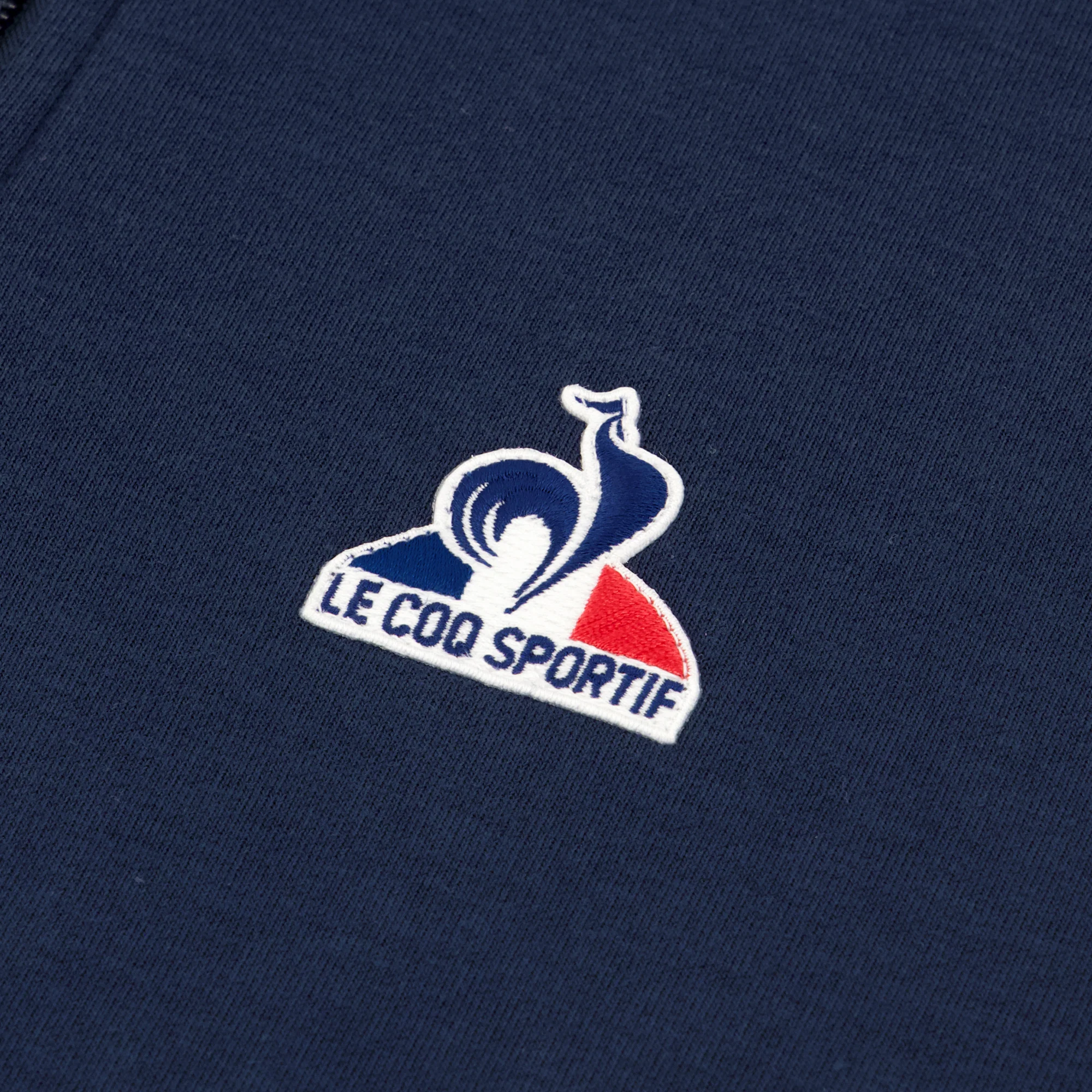 EssentielsMen's Sweatshirt                MEN'S SIZE GUIDE