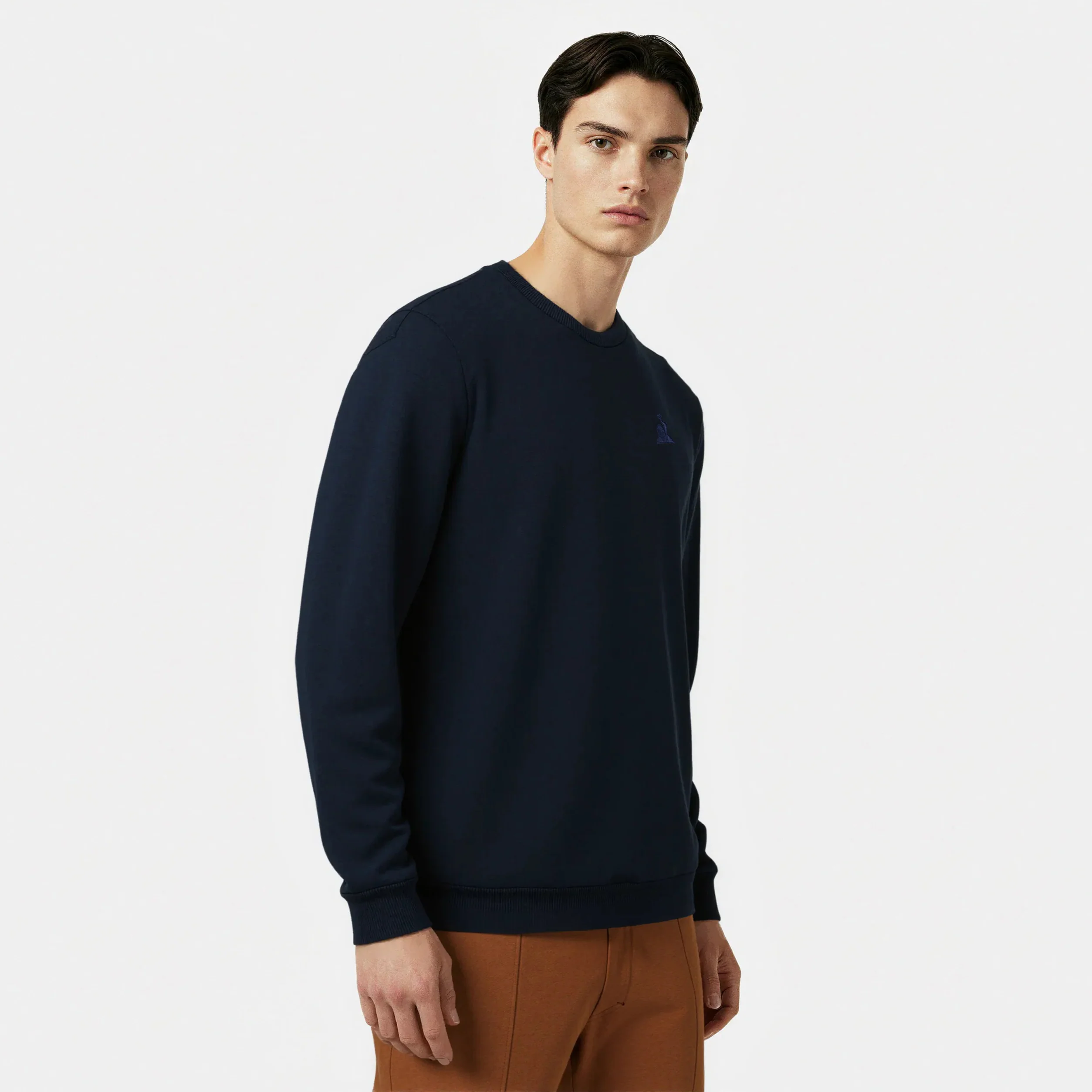 Ton sur tonMen's round neck sweatshirt                MEN'S SIZE GUIDE