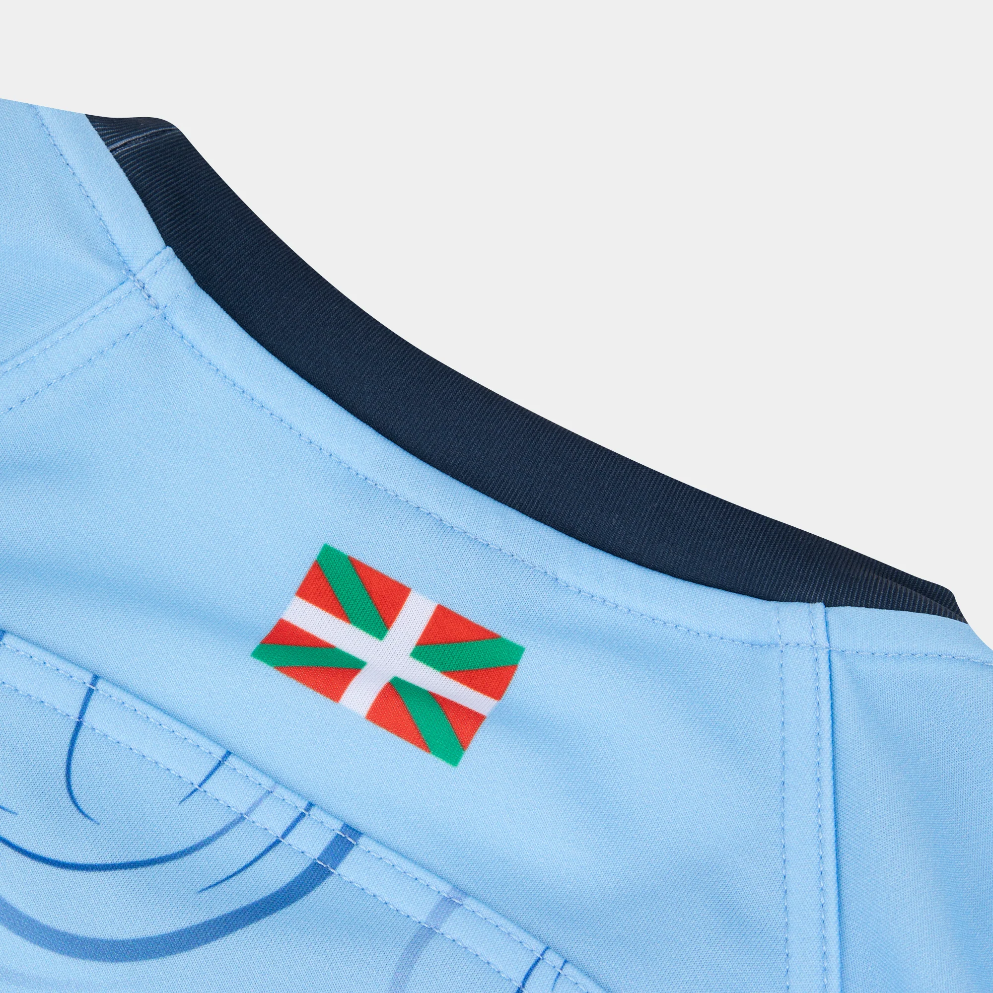 Aviron Bayonnais - tenue d'entrainementMen's jersey                MEN'S SIZE GUIDE