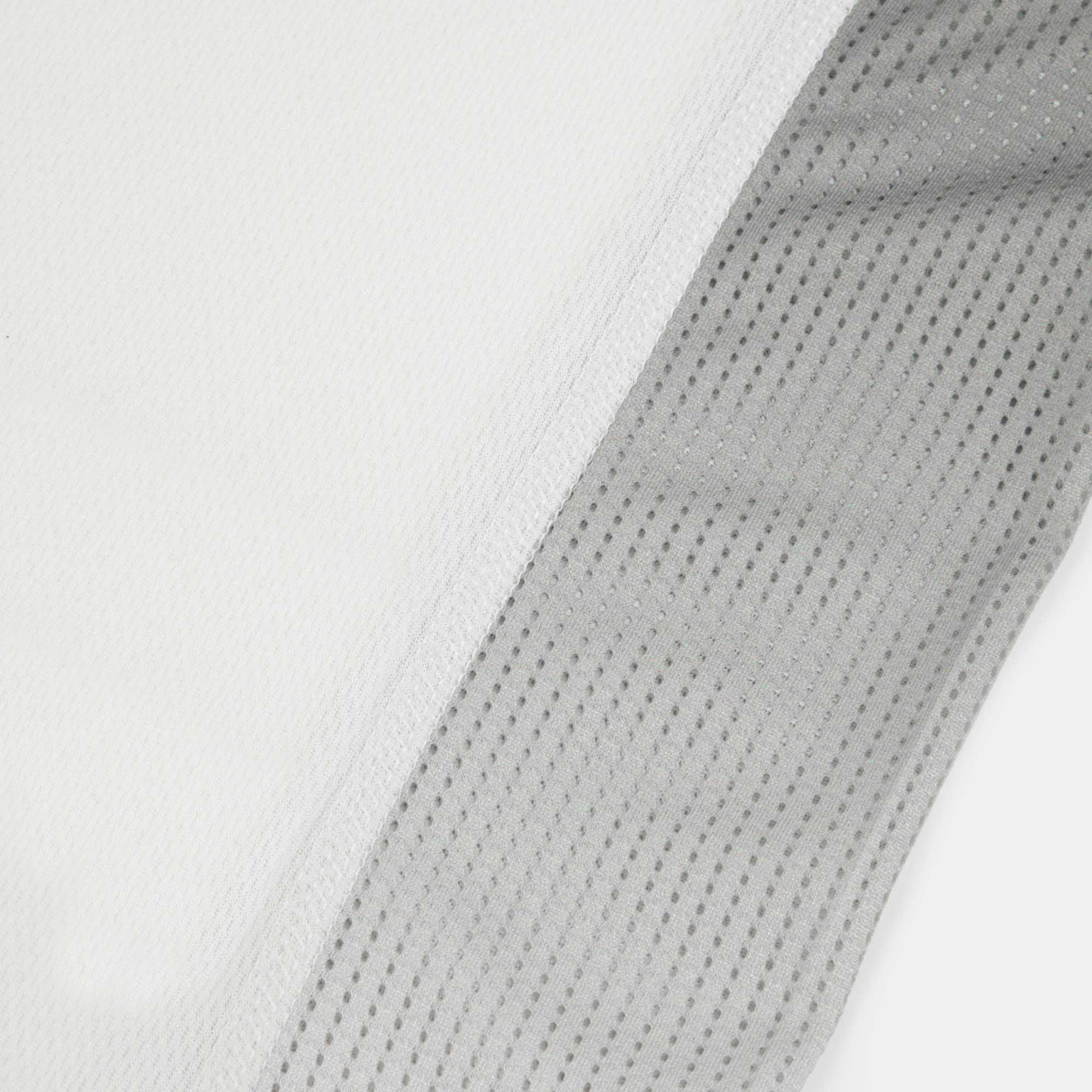 TrainingWomen's T-shirt                WOMEN'S SIZE GUIDE