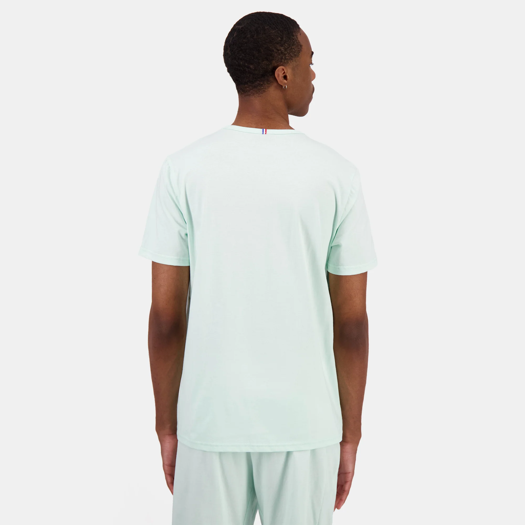 EssentielsMen's pastel green t-shirt                MEN'S SIZE GUIDE