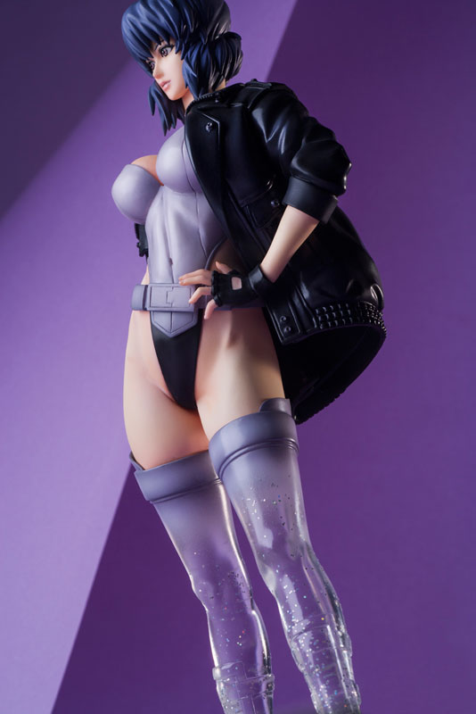 Hdge technical statue No6EX GHOST IN THE SHELL S.A.C. - Motoko Kusanagi Optical Camouflage ver.