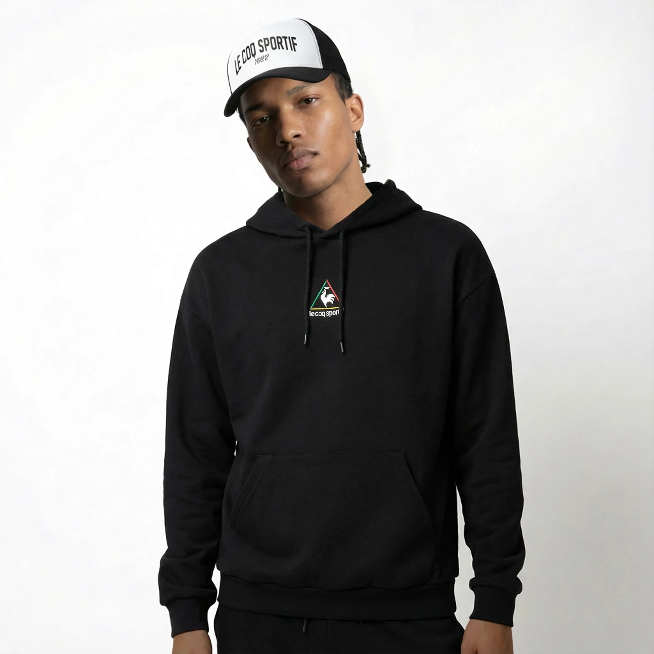 Village des Nations Men's Relaxed Fit Hoodie                MEN'S SIZE GUIDE