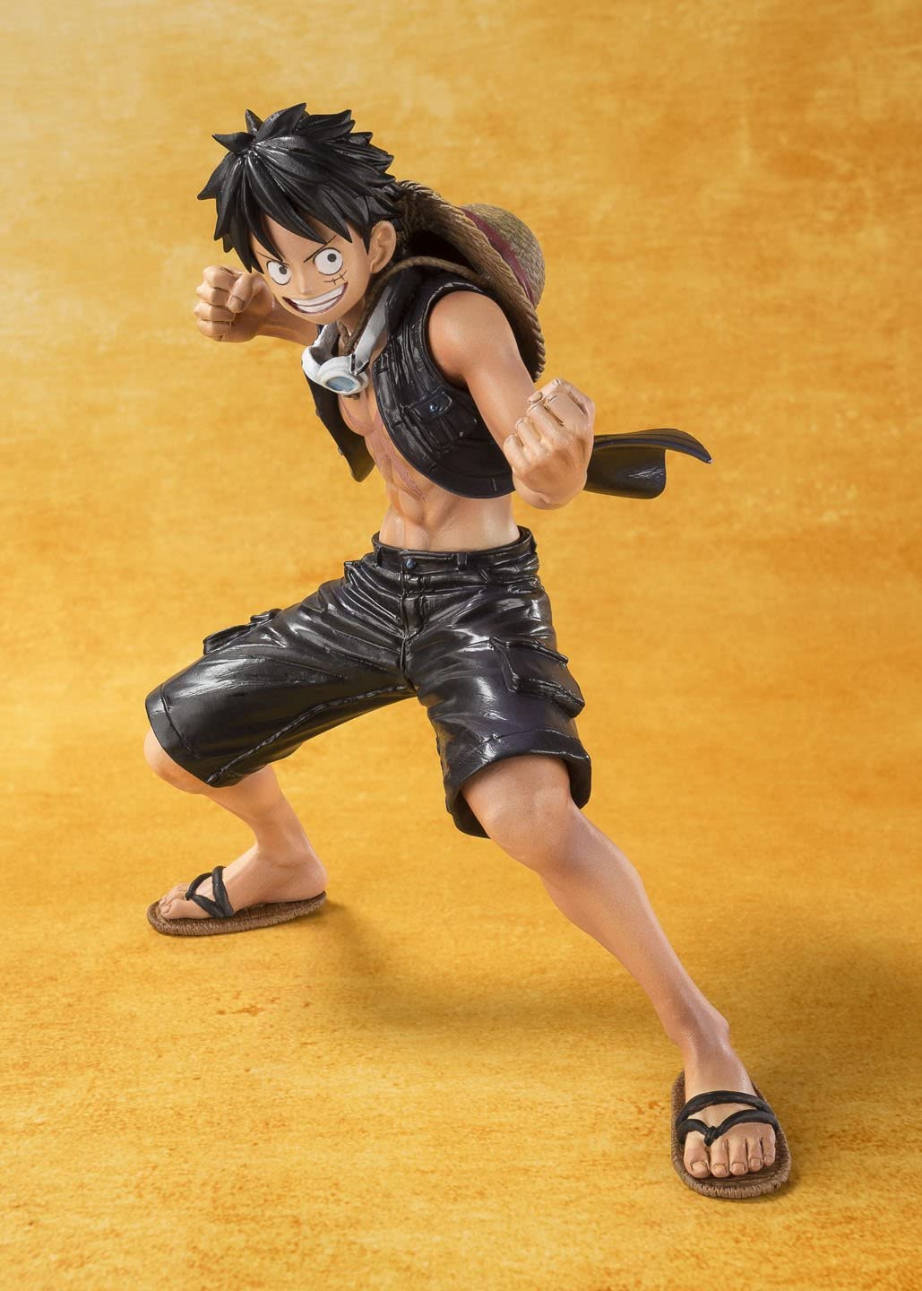 Figuarts ZERO - Monkey D Luffy -ONE PIECE FILM GOLD Ver.- 