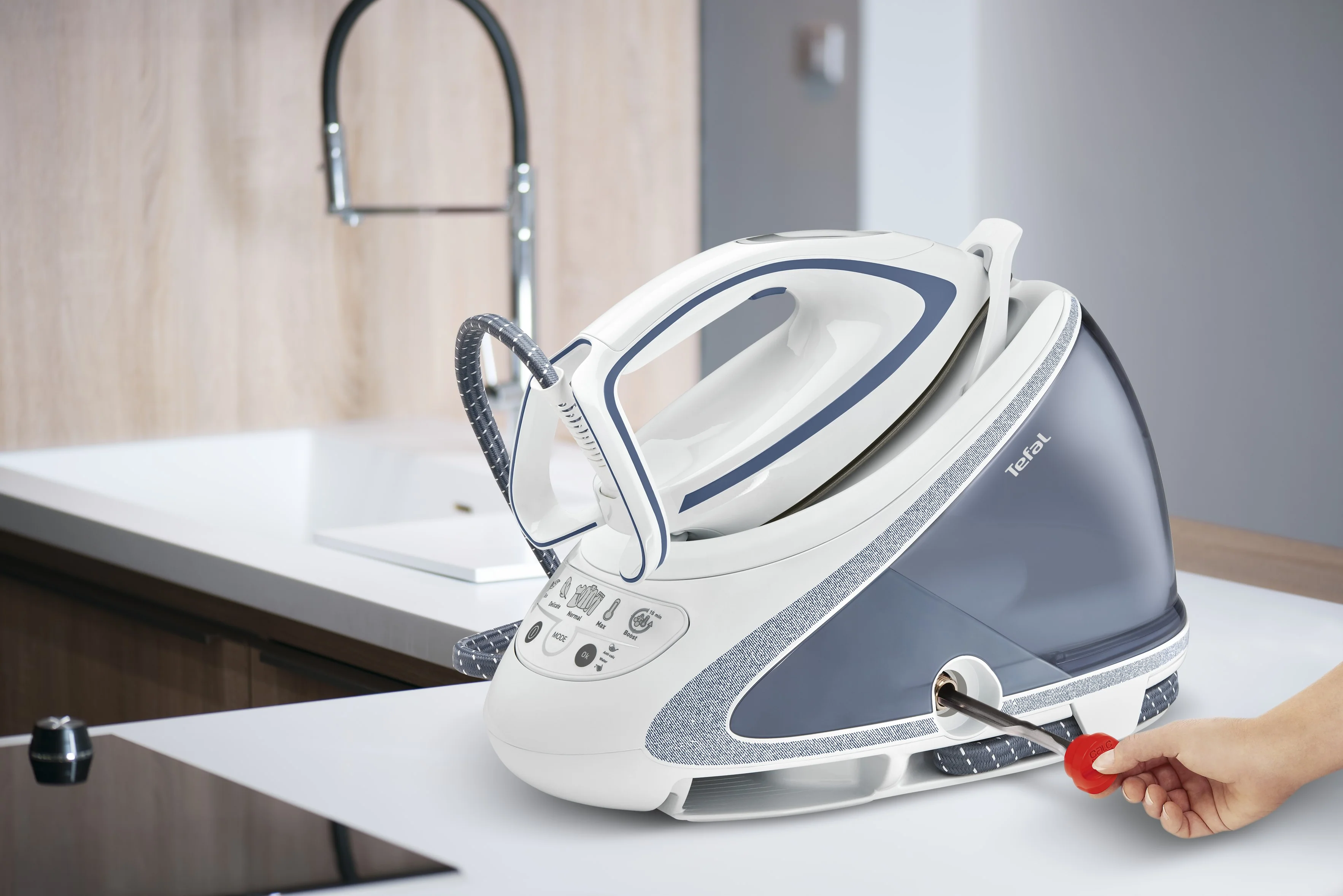 Tefal Pro Express Ultimate GV9533 High-Pressure Steam Generator Iron