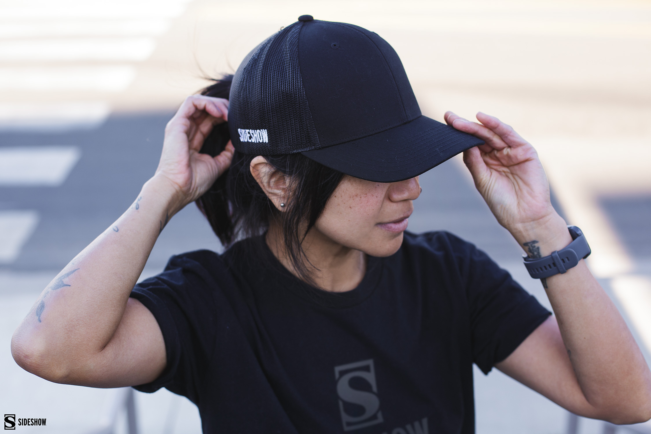 Sideshow Trucker Hat (Black)