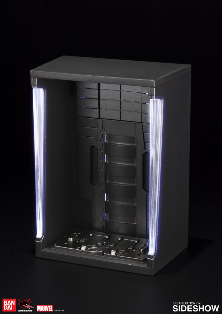 Iron Man Mark VII and Hall of Armor