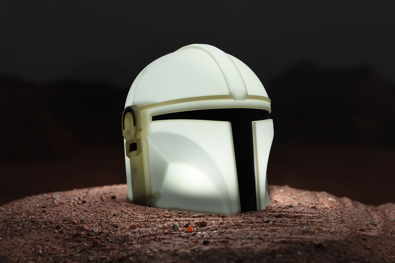 The Mandalorian Desktop Light
