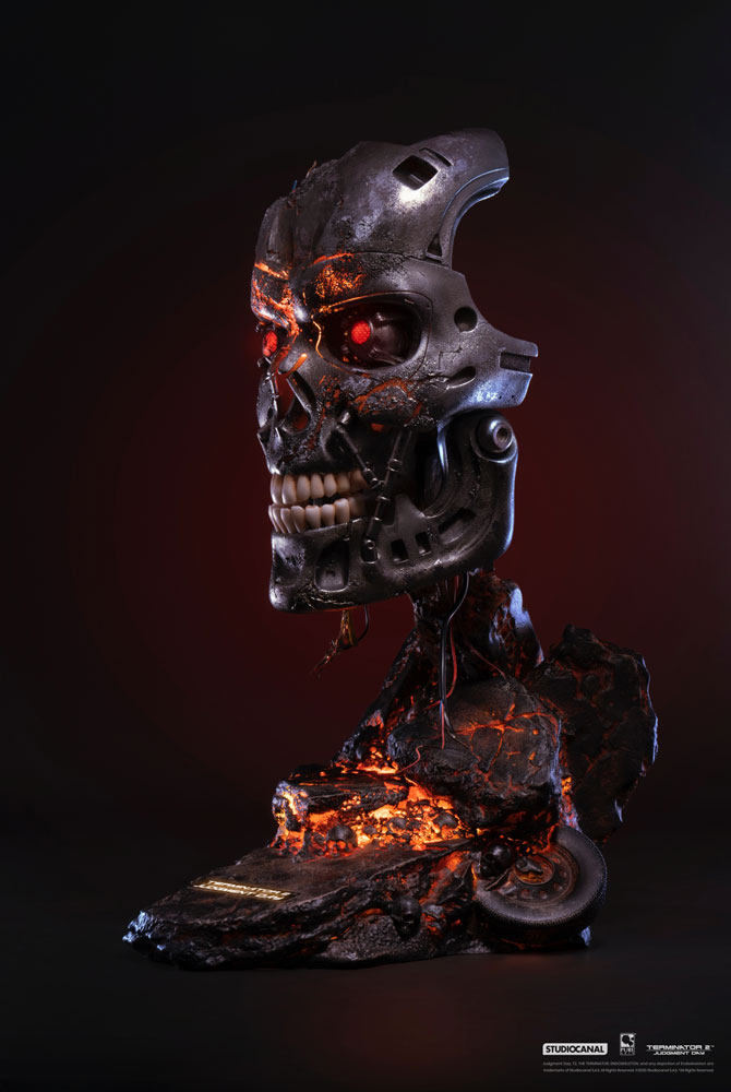 T-800 Battle Damaged Art Mask